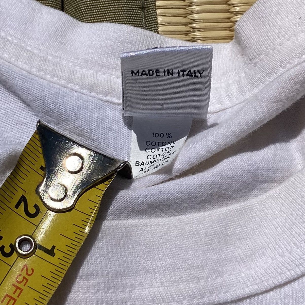 Designer × Valentino × Vintage Vtg 80s 90s Valentino White Embroidered Logo Essentials Tee Size US L / EU 52-54 / 3 - 9 Thumbnail