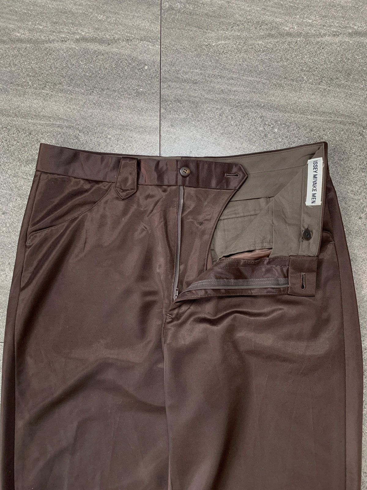 Issey Miyake FREE TAX ! Shiny Tapered Trousers Size US 33 - 4 Thumbnail