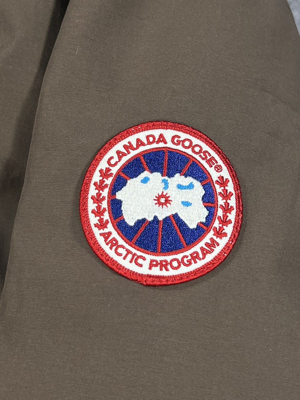 Canada Goose Canada Goose Kensington Parka Jacket Luxury Authentic Size M / US 6-8 / IT 42-44 - 2 Thumbnail