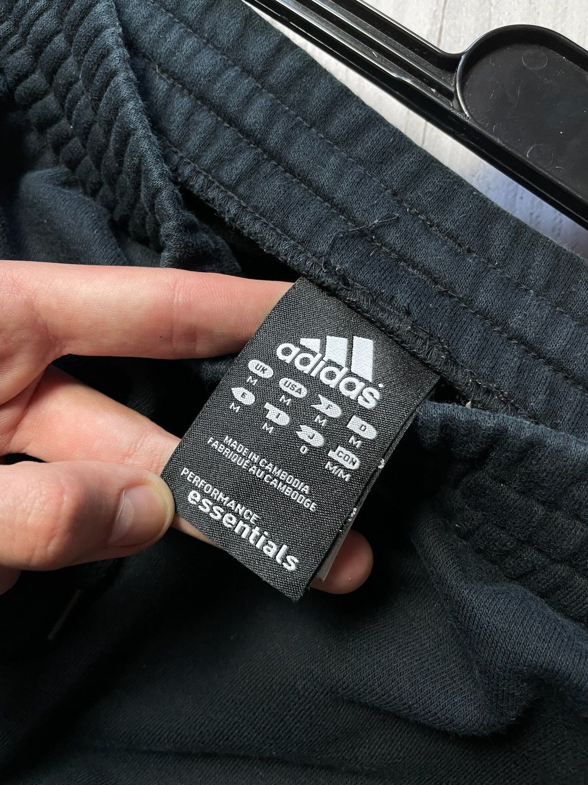 Adidas × Vintage Vintage adidas essentials performance size M striped Size US 32 / EU 48 - 3 Thumbnail