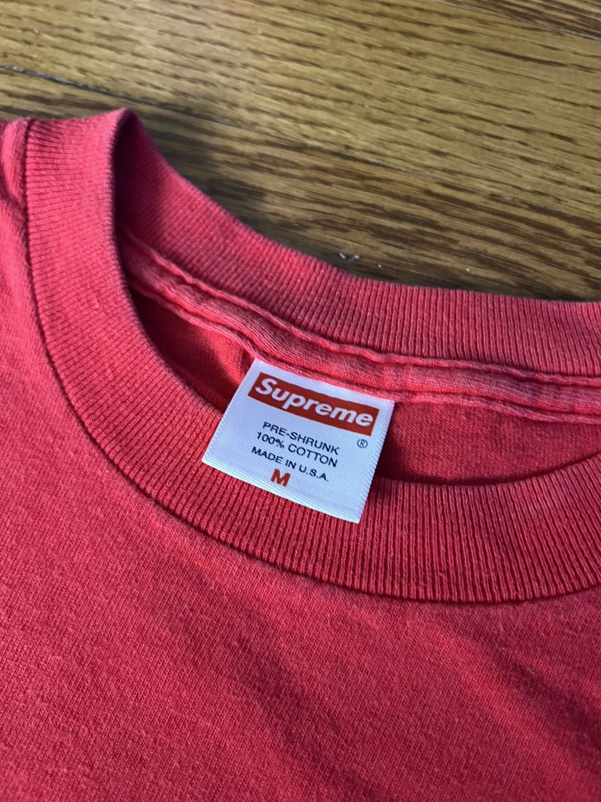 Supreme Vintage 2001 Supreme OG Bandana Box Logo T Shirt size M Size US M / EU 48-50 / 2 - 3 Thumbnail