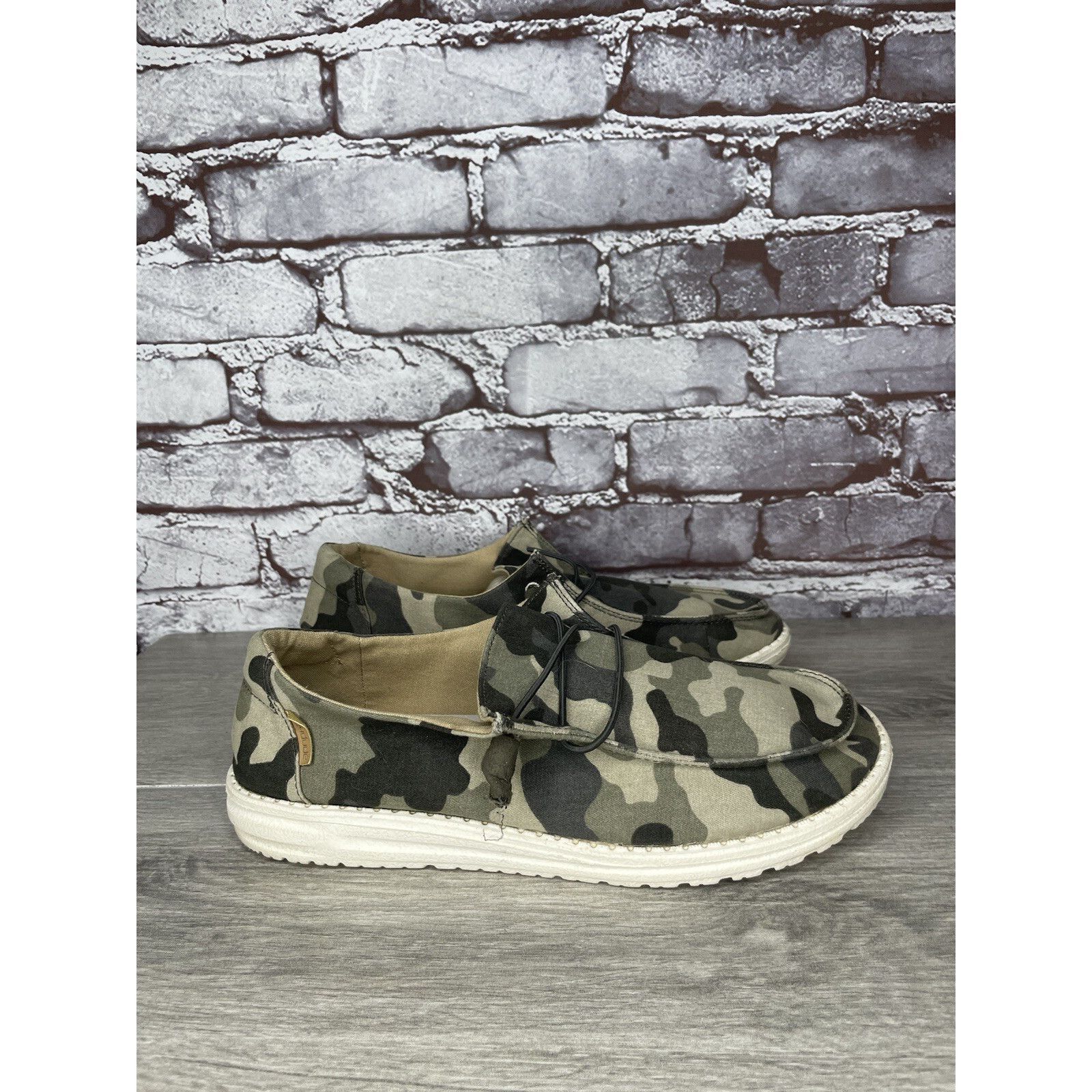 Other Hey Dude Wendy Camo Green Brown Canvas Sneakers Shoes Women' Size US 9 / IT 39 - 15 Thumbnail