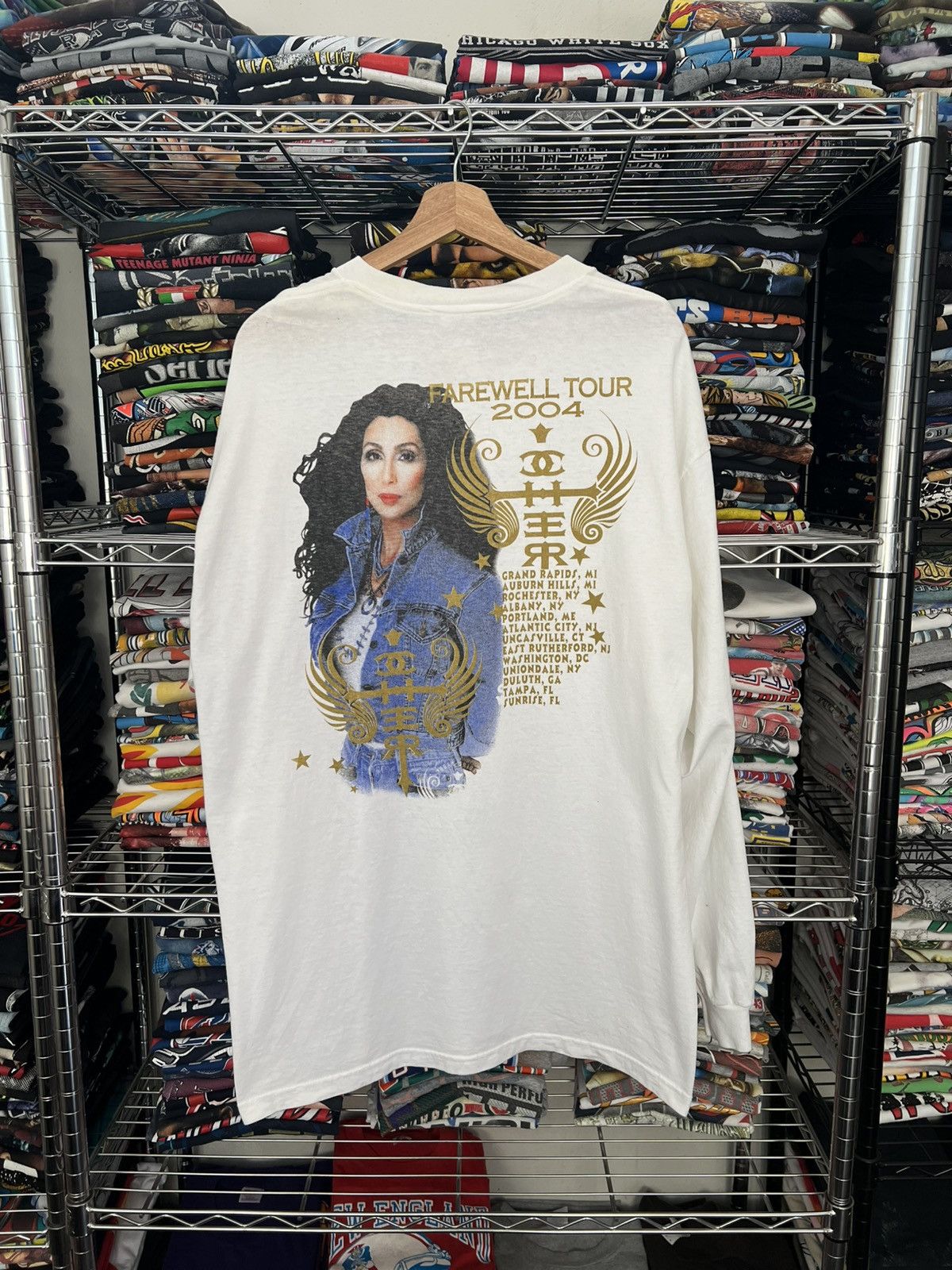 Band Tees 2004 Cher Farewell Tour Tee Size US XL / EU 56 / 4 - 2 Thumbnail