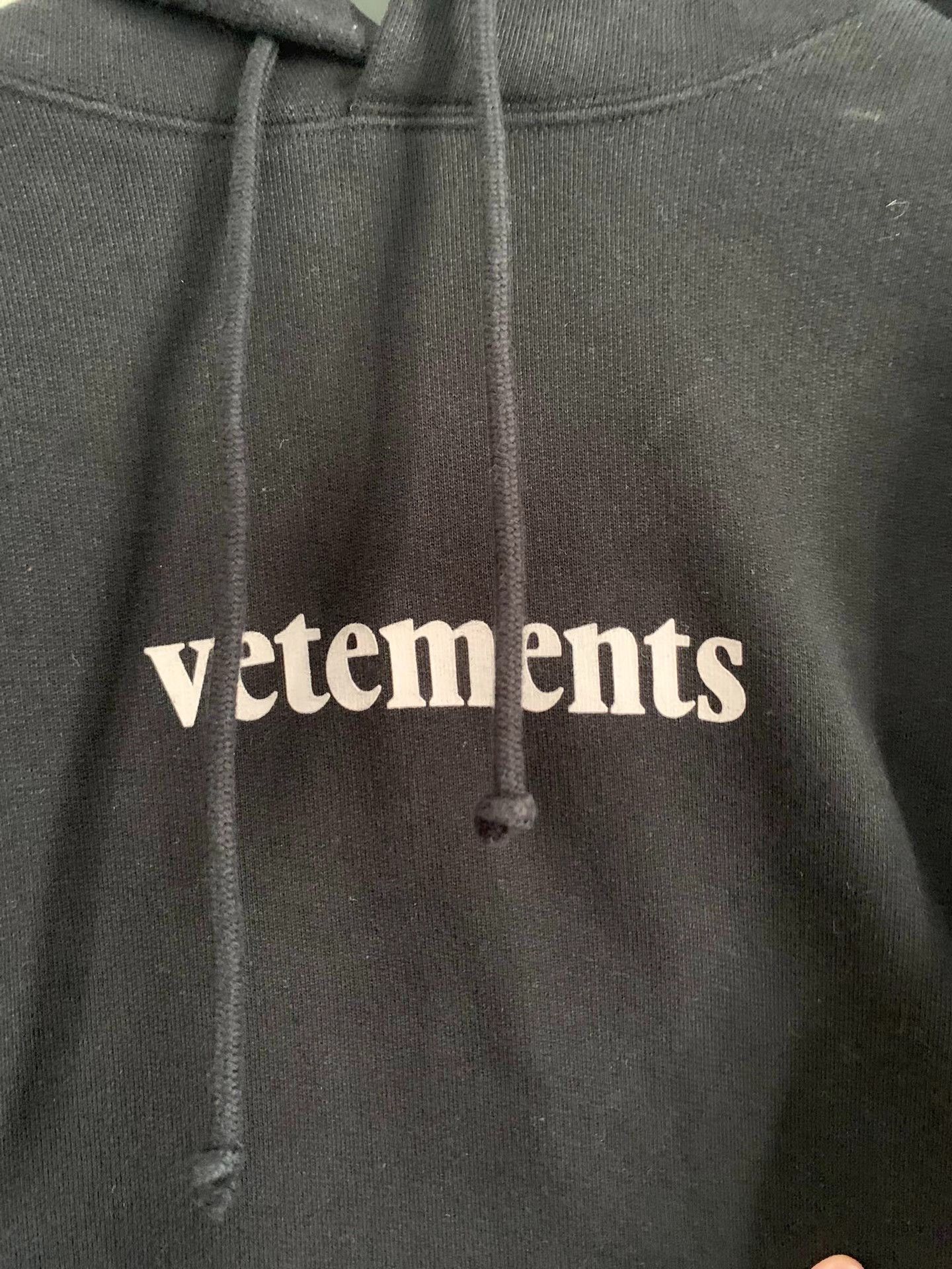 Vetements Vetements Classic Logo Sweatshirt Size US M / EU 48-50 / 2 - 3 Thumbnail