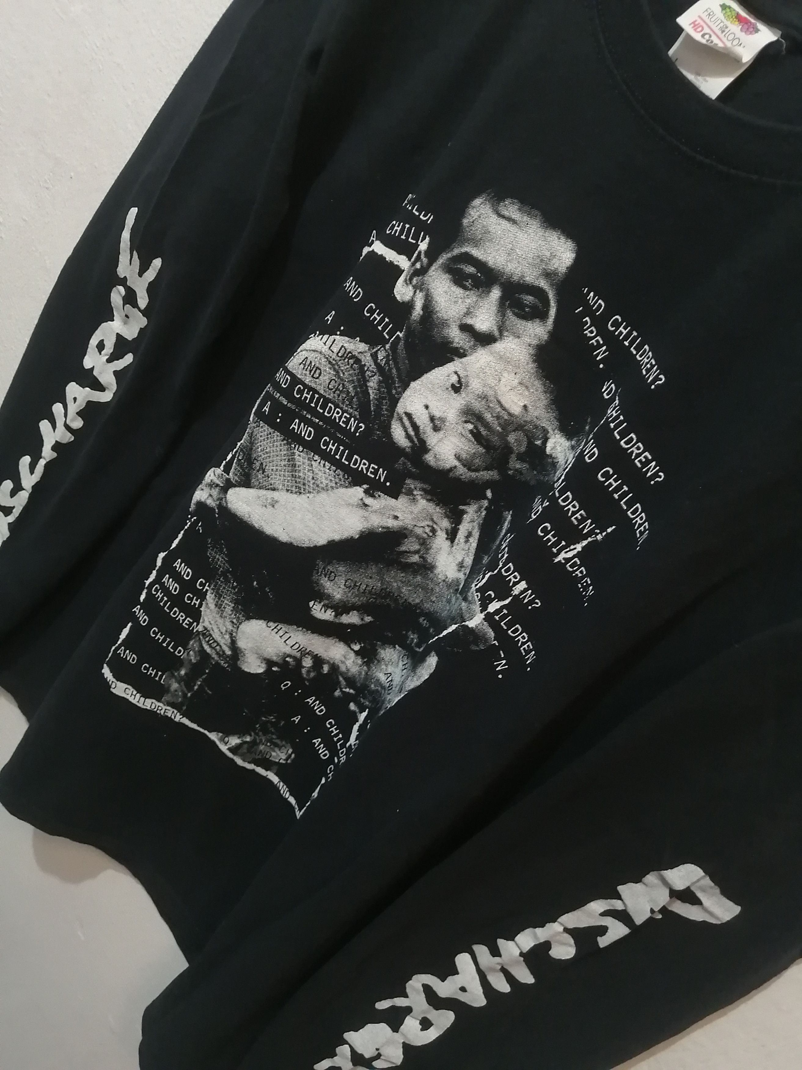 Band Tees Discharge 00's Size US L / EU 52-54 / 3 - 2 Thumbnail