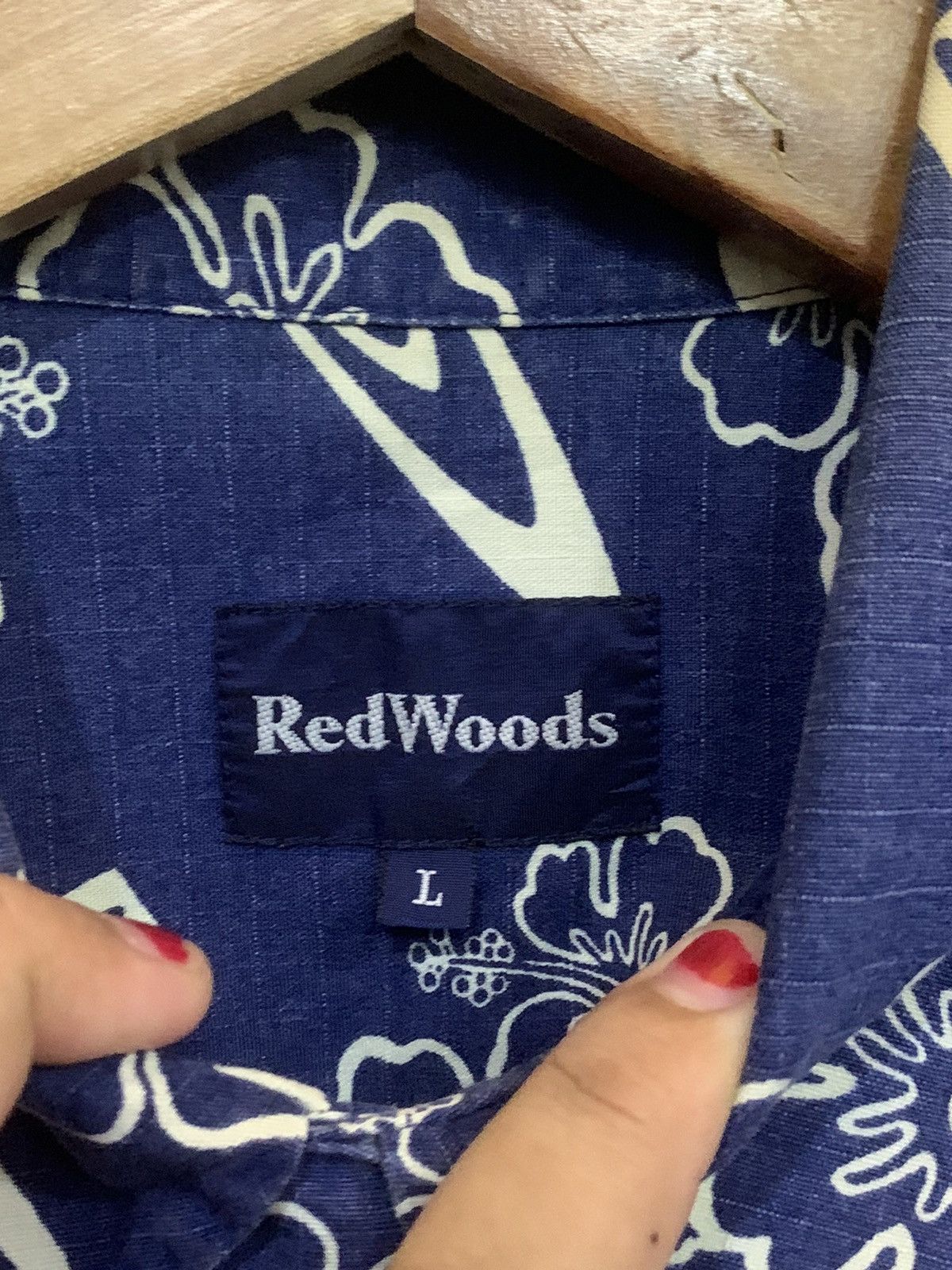 Vintage Vintage Redwoods Hawaiian Shirt Size US L / EU 52-54 / 3 - 12 Thumbnail