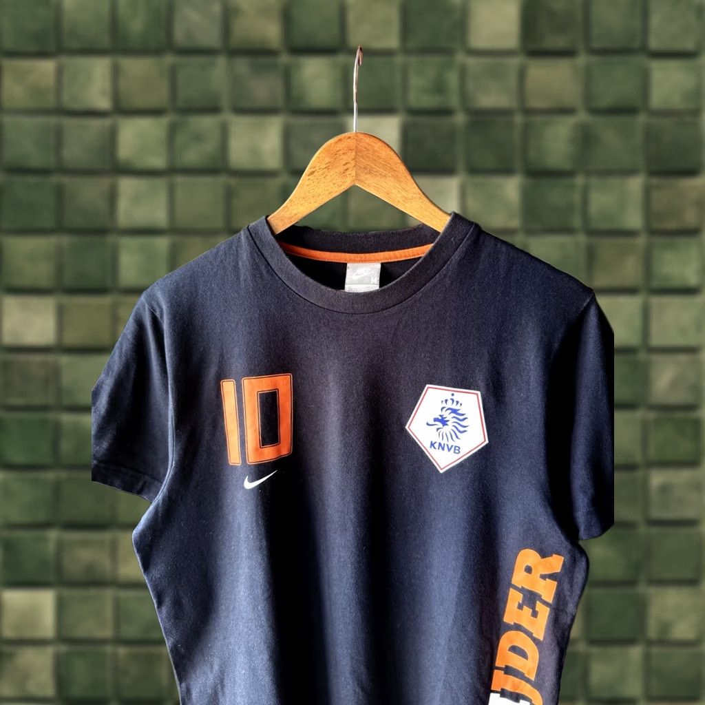 Nike VINTAGE Nike Netherlands 2008-09 Cotton T-Shirt M Black Wesley Sneijder #10 Knvb Jersey Football Shirt Mens Clothing Shirt Size US M / EU 48-50 / 2 - 1 Thumbnail