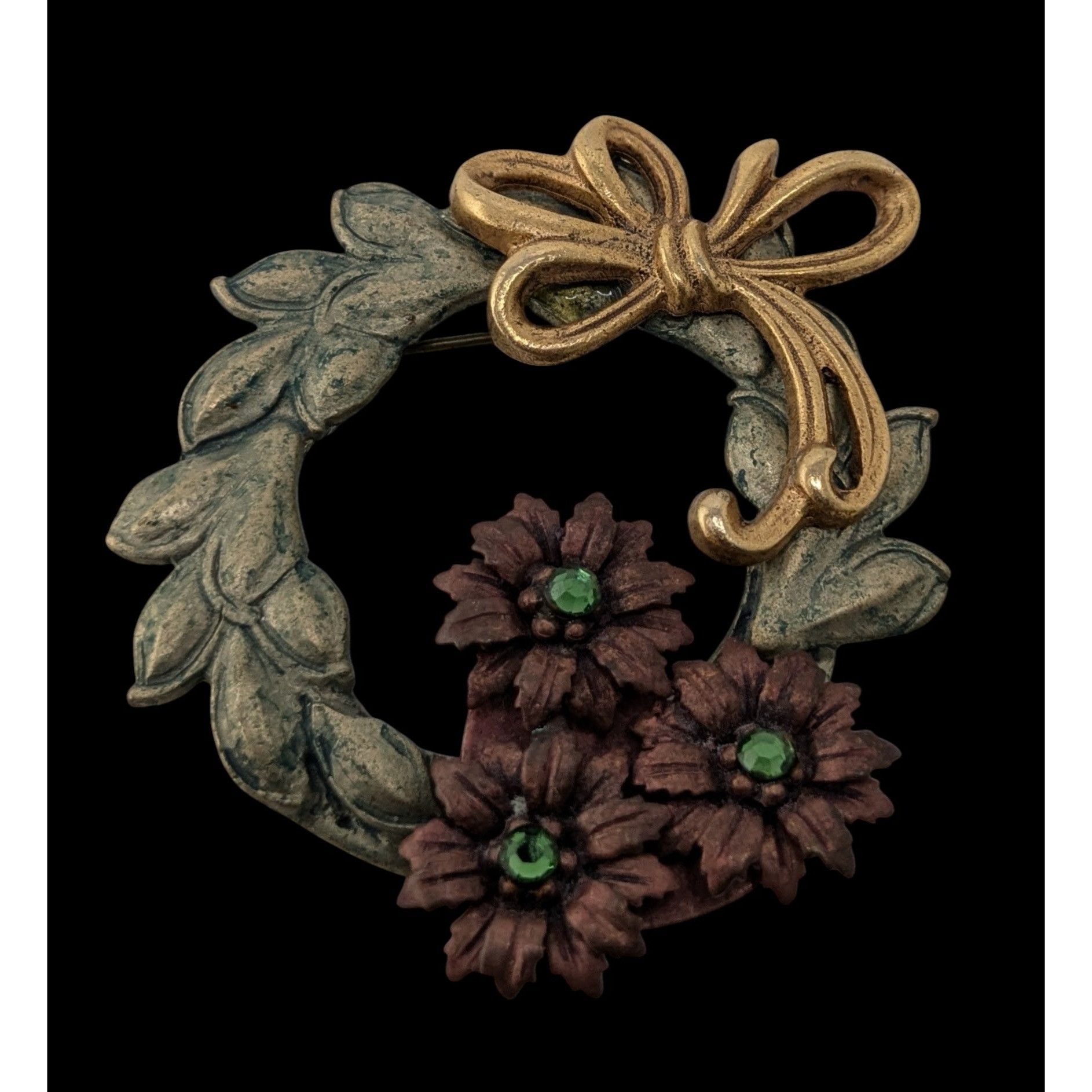 Other Vintage Karissa Cottagecore Wreath Brooch With Gold Tone Bow Size ONE SIZE - 1 Thumbnail