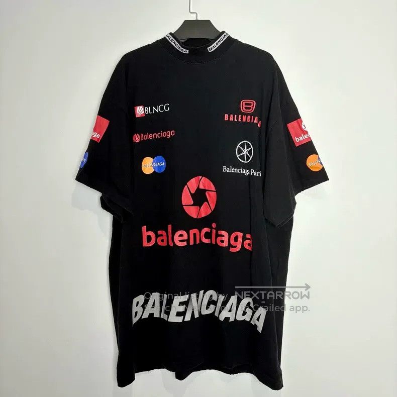 Balenciaga Balenciaga Letter Icon Half Crewneck Short Sleeve Size US L / EU 52-54 / 3 - 1 Thumbnail