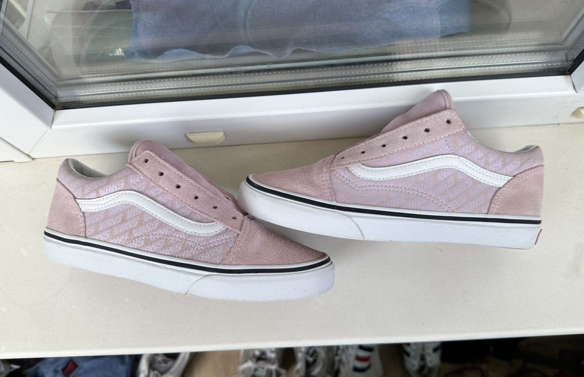 Vans Cute Vans Old Skool Monogram Sk8 6 US/ 4UK/ 36,5 Eur/ 23 cm Size US 6 / IT 36 - 2 Thumbnail