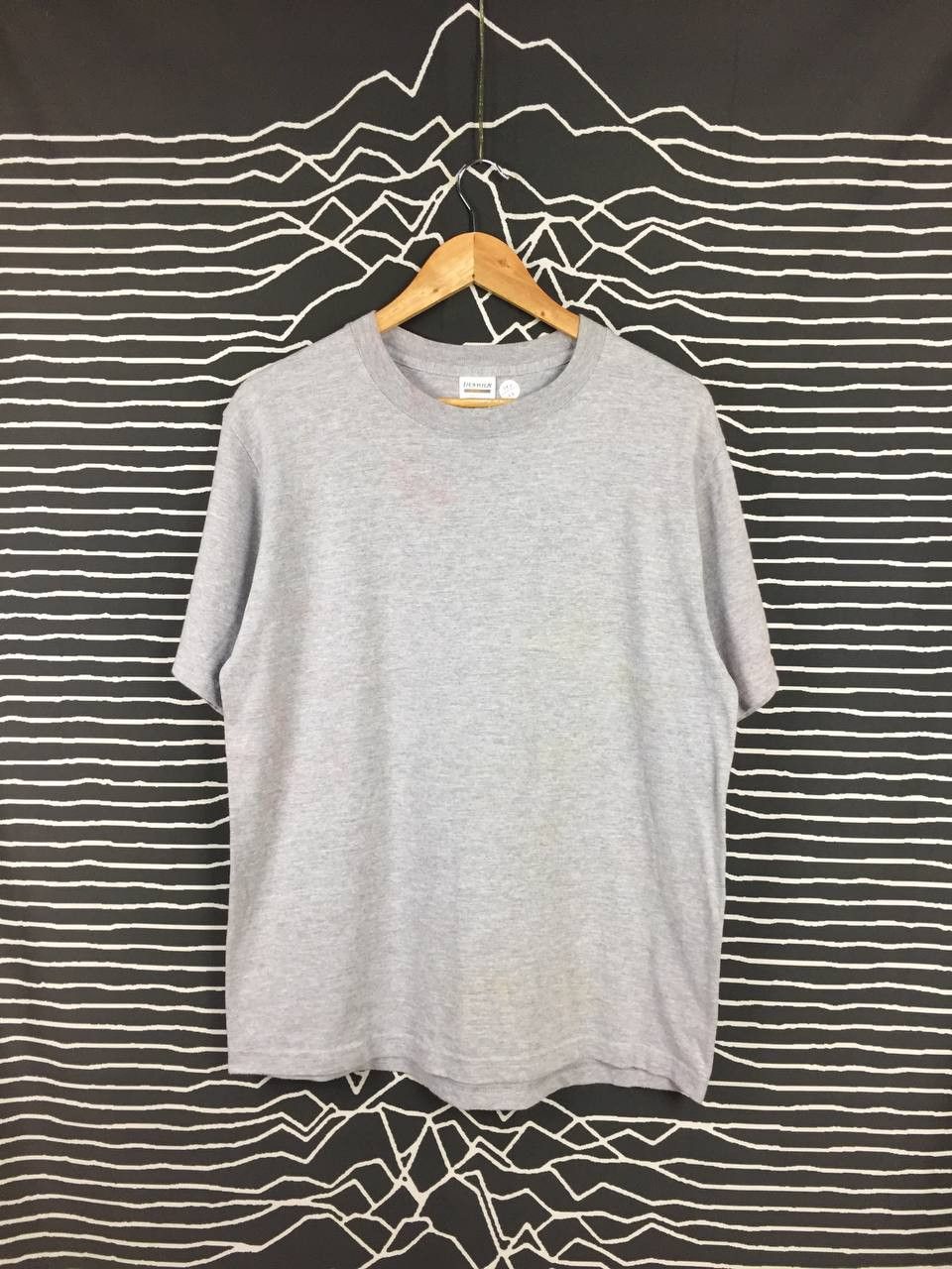 image of Made In USA x Sugar Cane VTG Cheswick By Sugar Cane Casual Plain Tee in Heather Grey (Size Medium)