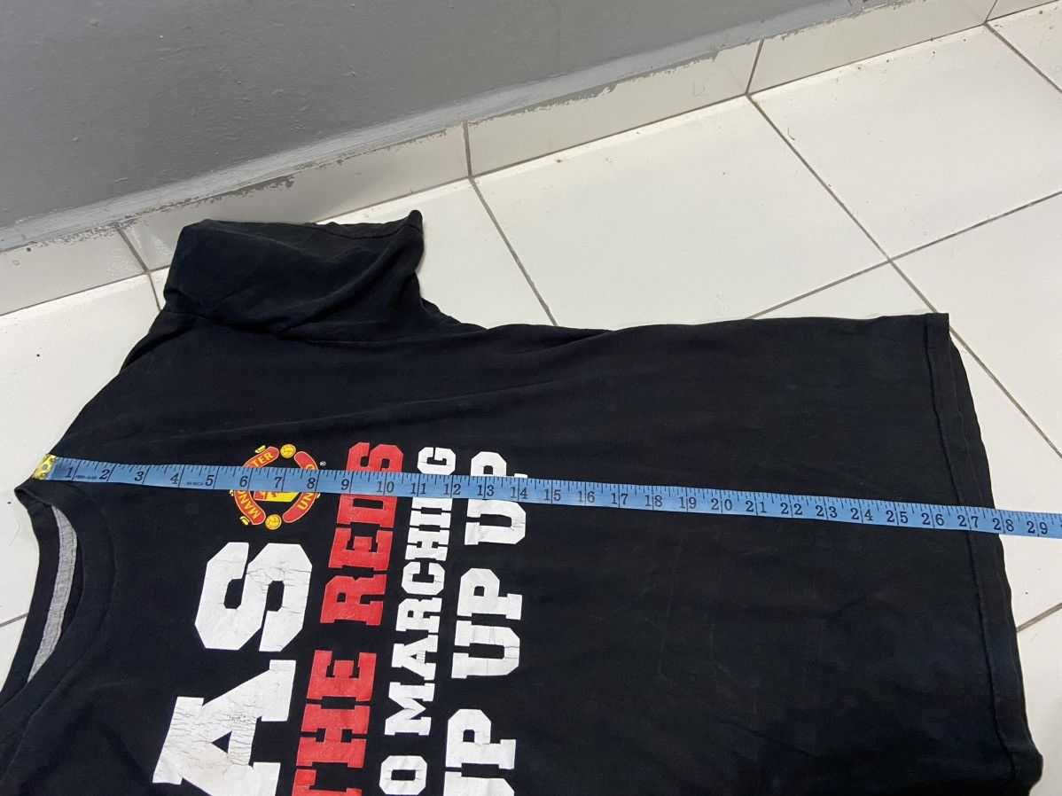 Other MANCHESTER UNITED AS THE RED GO MARCHING TEE SHIRT Size US M / EU 48-50 / 2 - 12 Thumbnail