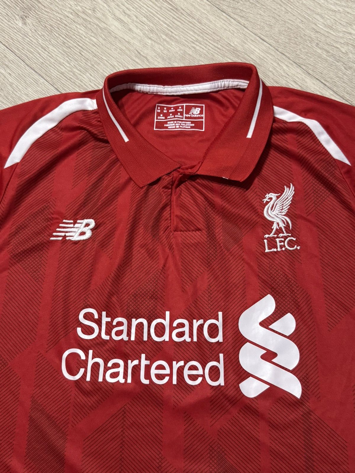 New Balance 🔷New Balance Liverpool 2018/19 Salah #11 Soccer jersey🔷 Size US M / EU 48-50 / 2 - 5 Thumbnail