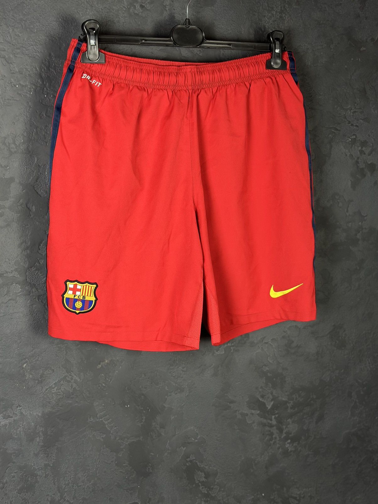 Vintage 2013-2014 Vintage Barcelona FC Away T-shirt + Shorts Size US L / EU 52-54 / 3 - 14 Thumbnail