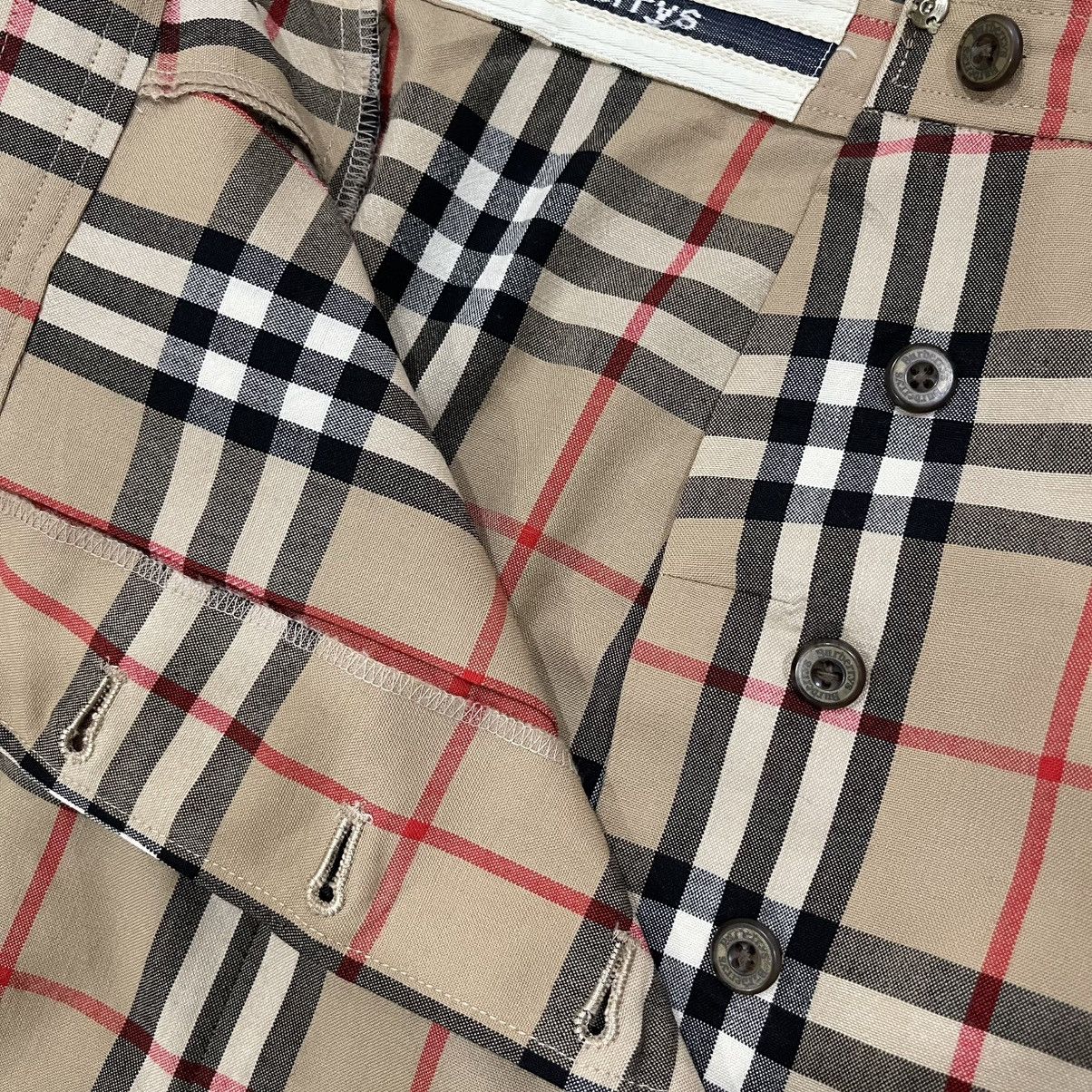 Burberry Vintage Burberry London Nova Check Wool Mini Skirt Size 30" / US 8 / IT 44 - 19 Thumbnail
