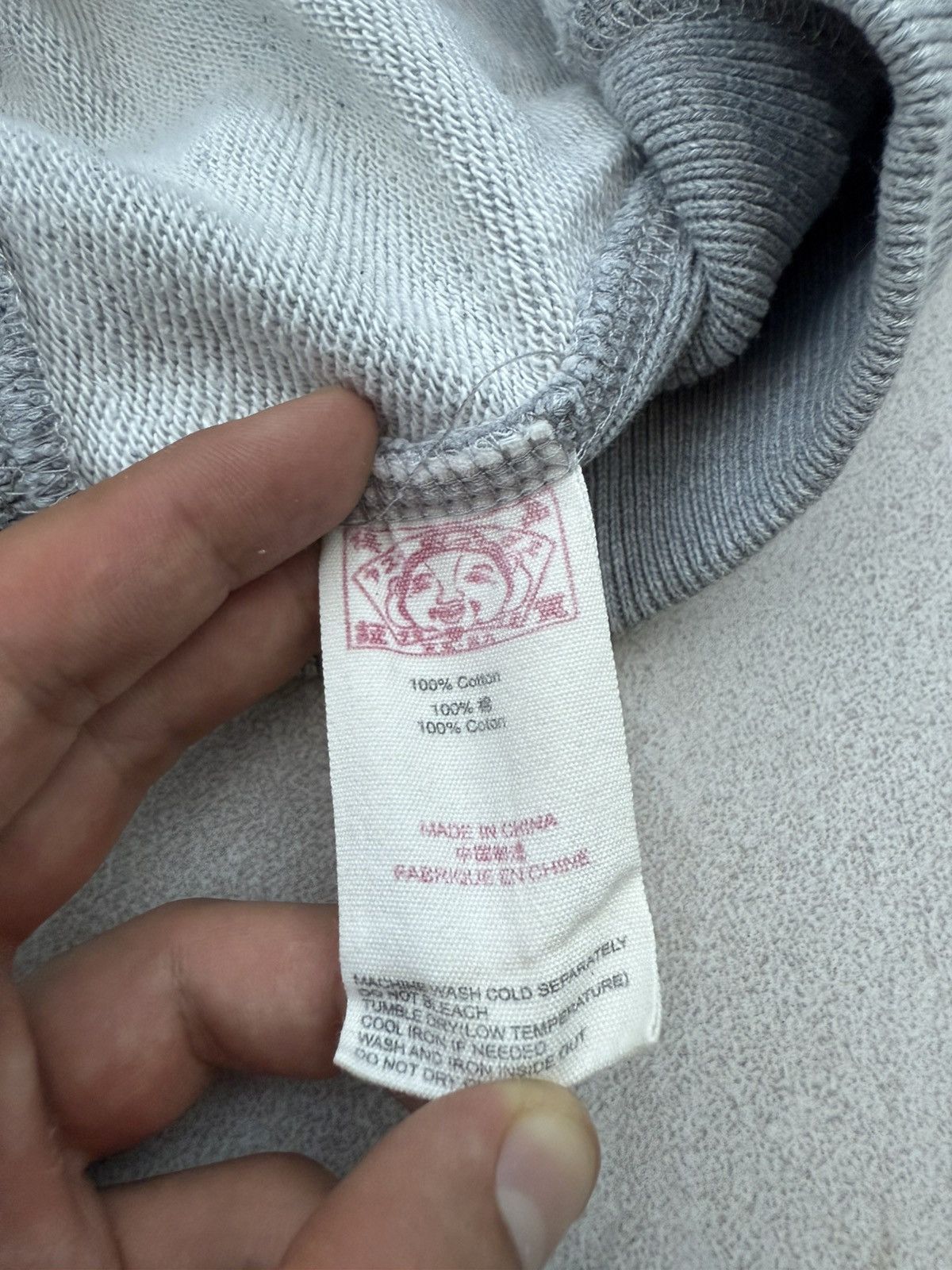 Evisu 90’s EVISU RARE CENTRAL LOGO Y2K VINTAGE JAPANESE SWEATSHIRT Size US M / EU 48-50 / 2 - 10 Thumbnail