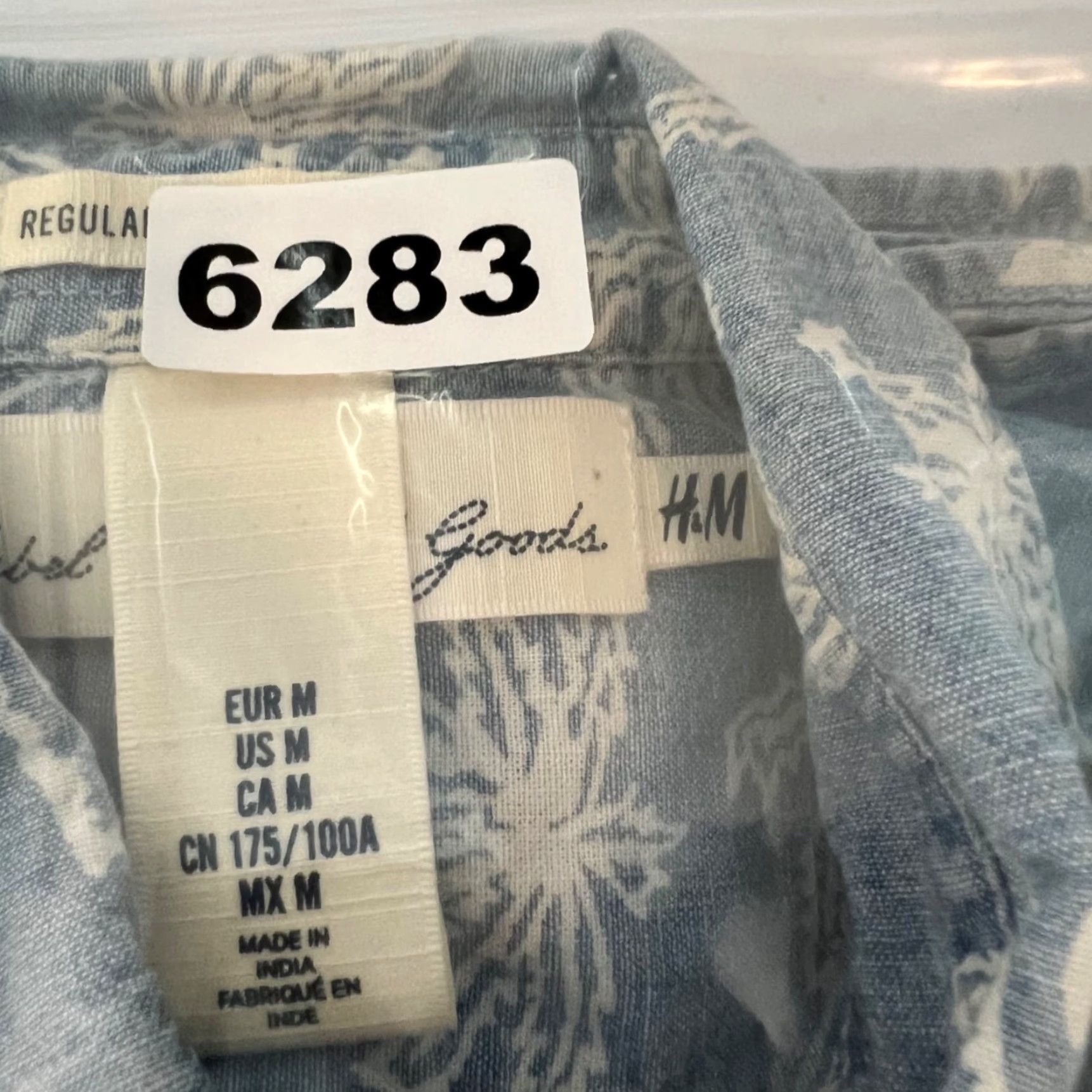 H&M H&M Mens Medium Blue Palm Tree Print Short Sleeve Button-Up Shirt 100% Cotton Size US M / EU 48-50 / 2 - 7 Thumbnail