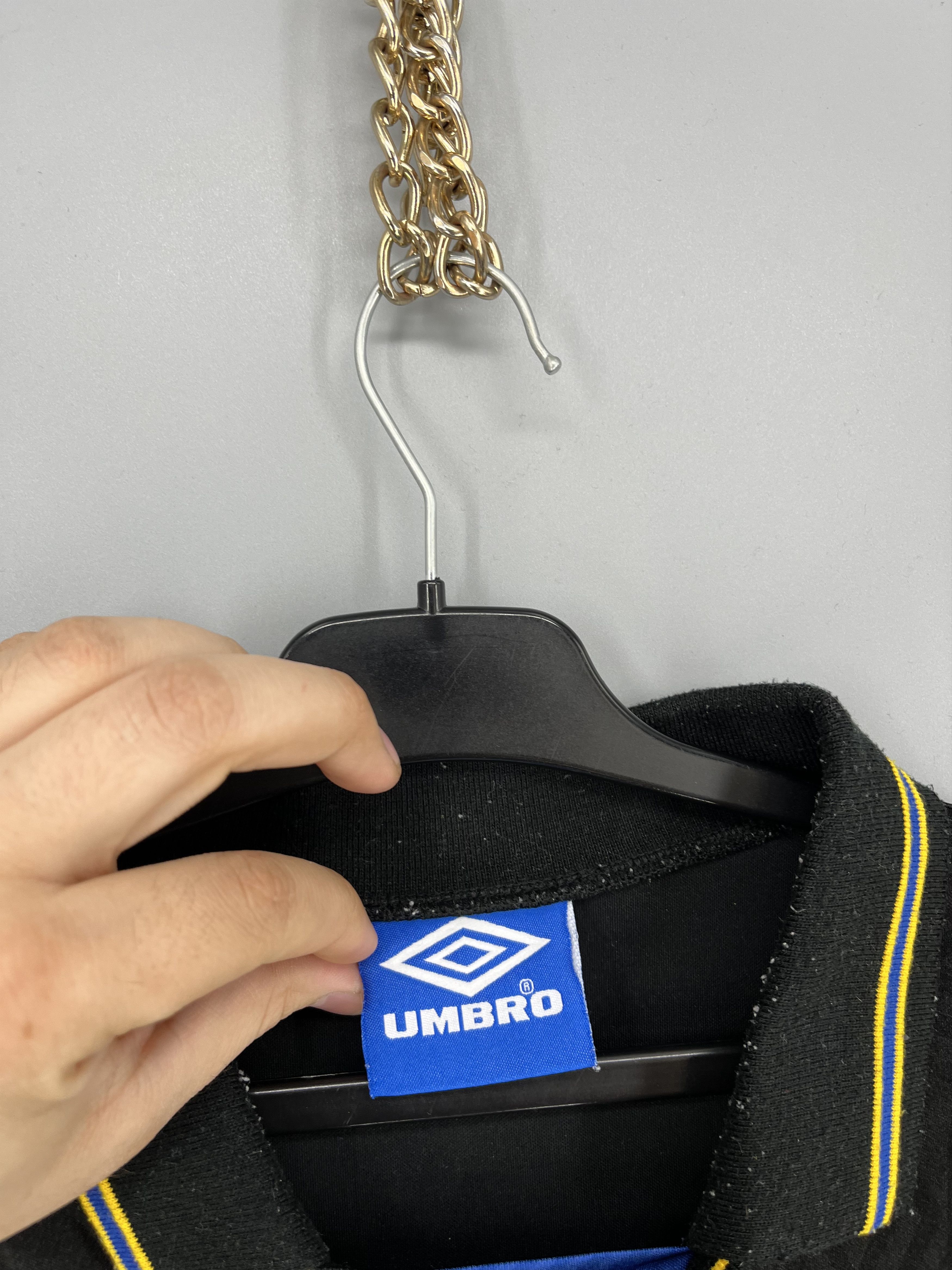 Umbro 1993-95 UMBRO Manchester United Away Cantona kung-fu Shirt Size US XL / EU 56 / 4 - 8 Thumbnail