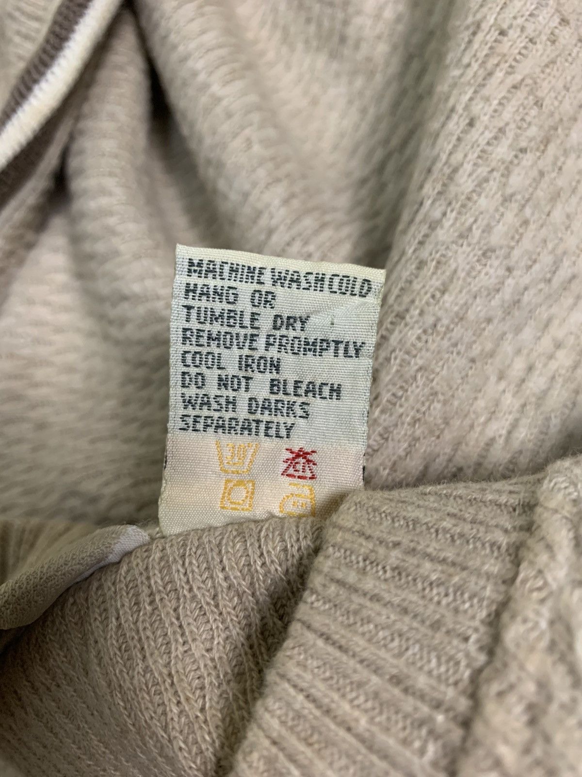 Quiksilver Rare Design Vintage Quiksilver Sweatshirts Size US L / EU 52-54 / 3 - 6 Thumbnail