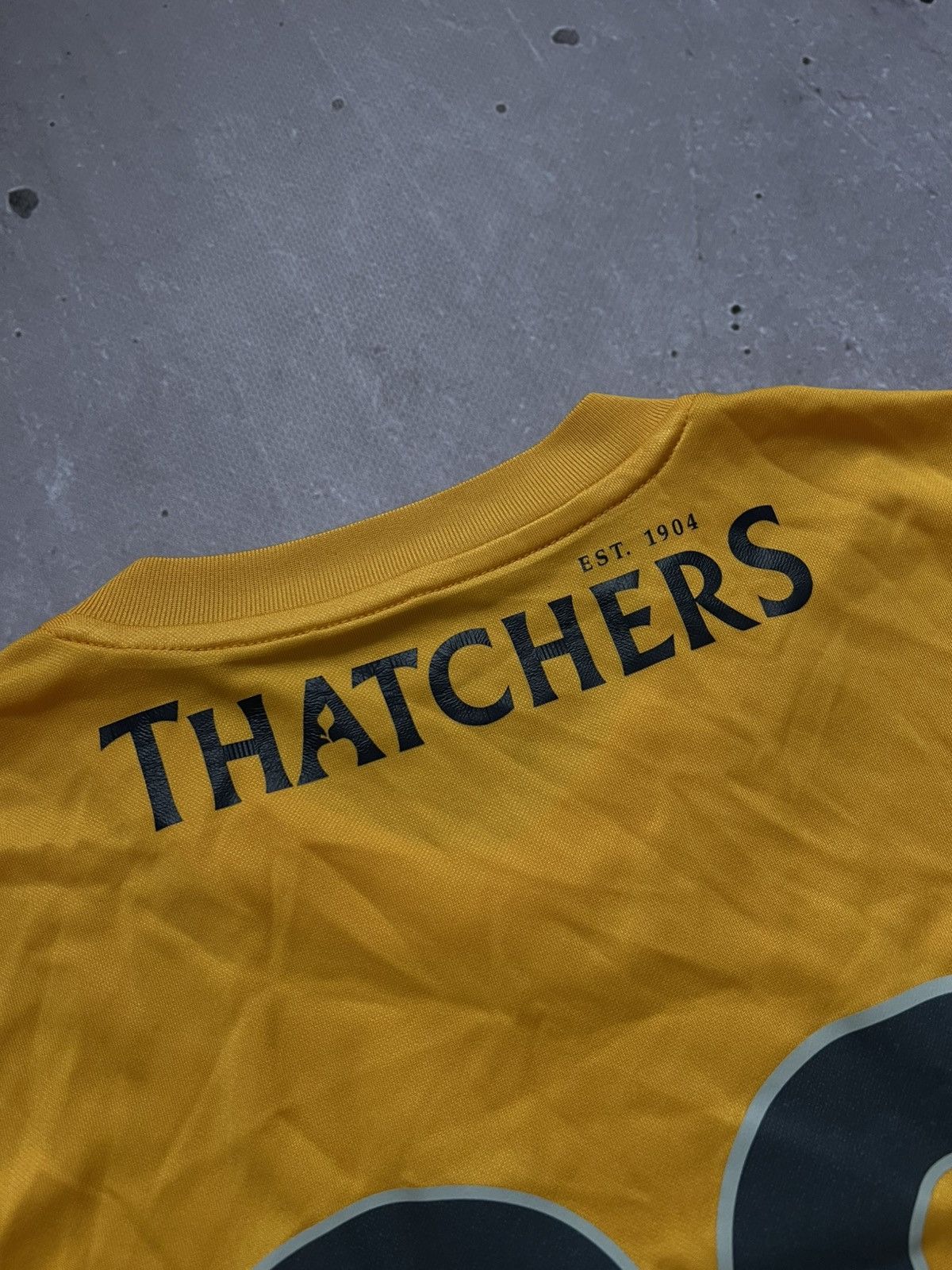 Nike Torquay United 2019-20 Nike t-shirt football jersey sz L #20 Size US L / EU 52-54 / 3 - 9 Thumbnail