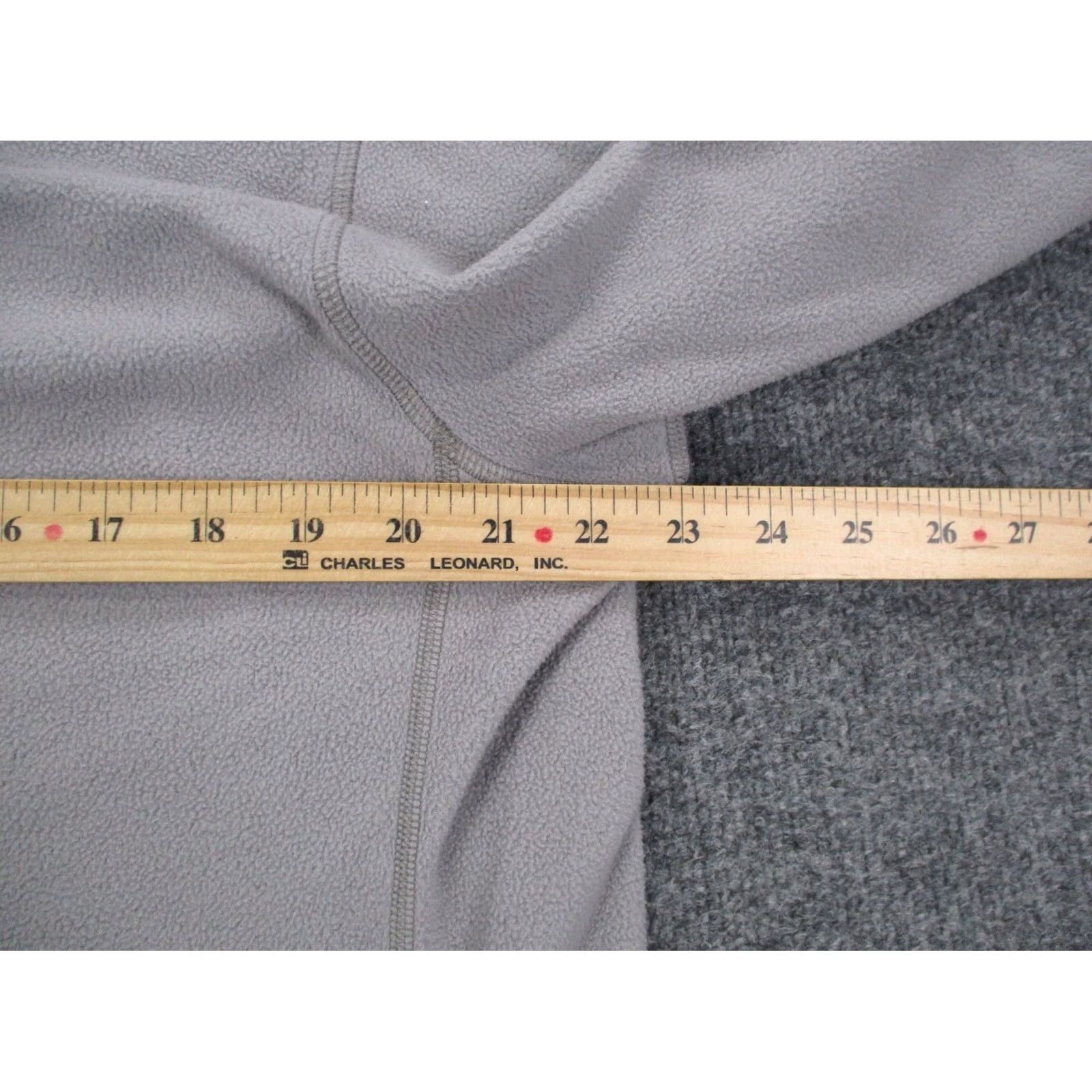 Patagonia Patagonia Jacket Mens L Gray Fleece Windbreaker Zip Pockets 1/4 Thermal Outdoor Hiking Casual Spring Fall Winter Size US L / EU 52-54 / 3 - 5 Thumbnail