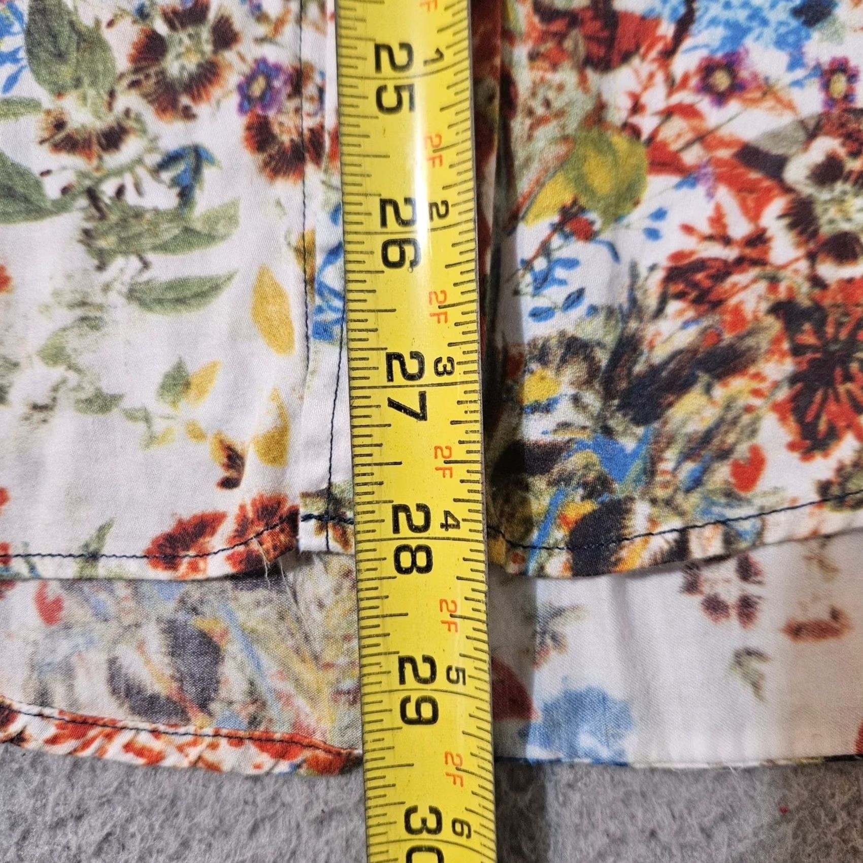 Vintage Visconti Shirt Slim Fit Button Down L/S Men White Floral Design Size S Size US S / EU 44-46 / 1 - 5 Thumbnail