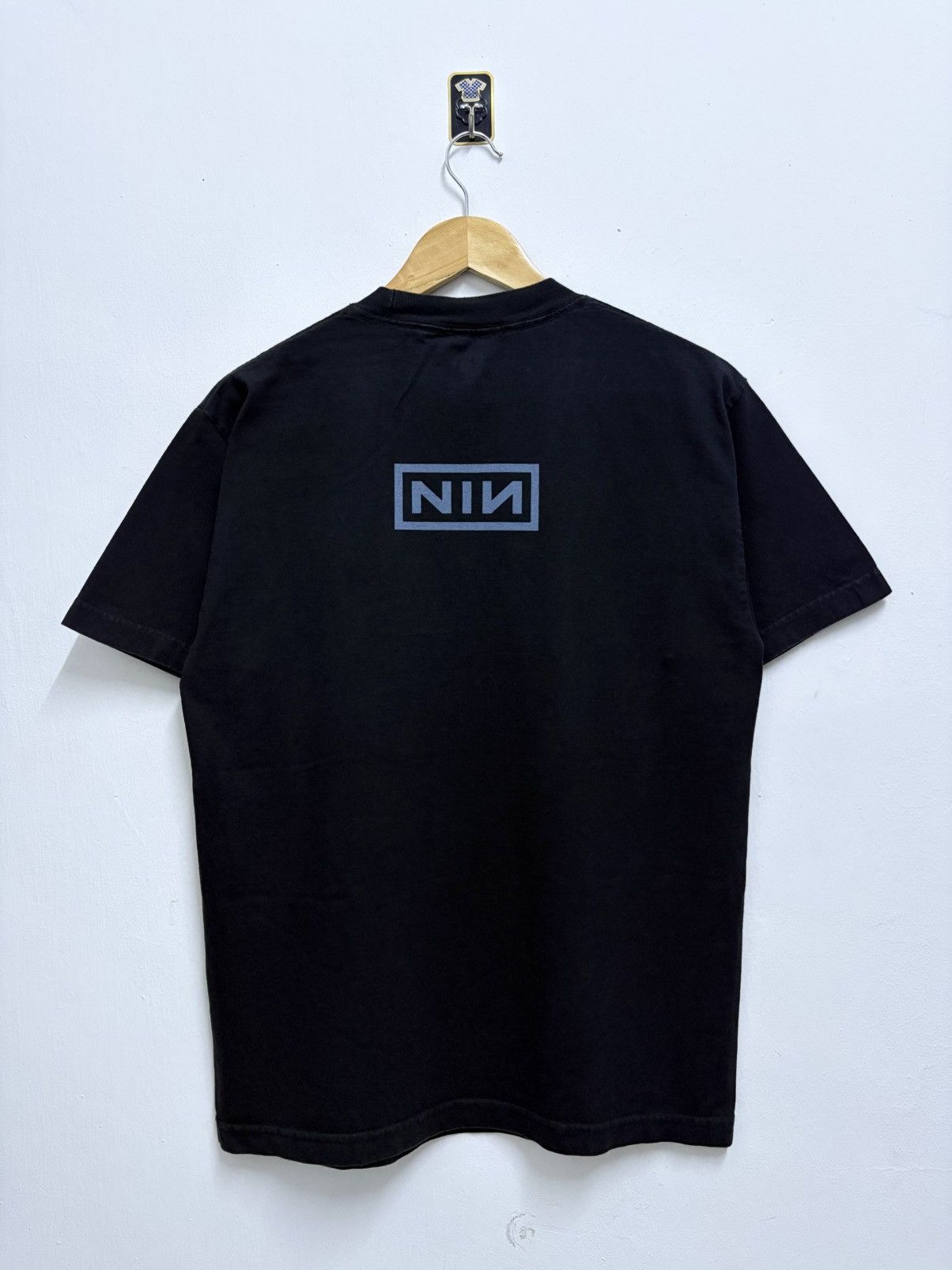Vintage 2000's Nine Inch Nails - Album Pretty Hate Machine T-Shirt Size US M / EU 48-50 / 2 - 2 Thumbnail