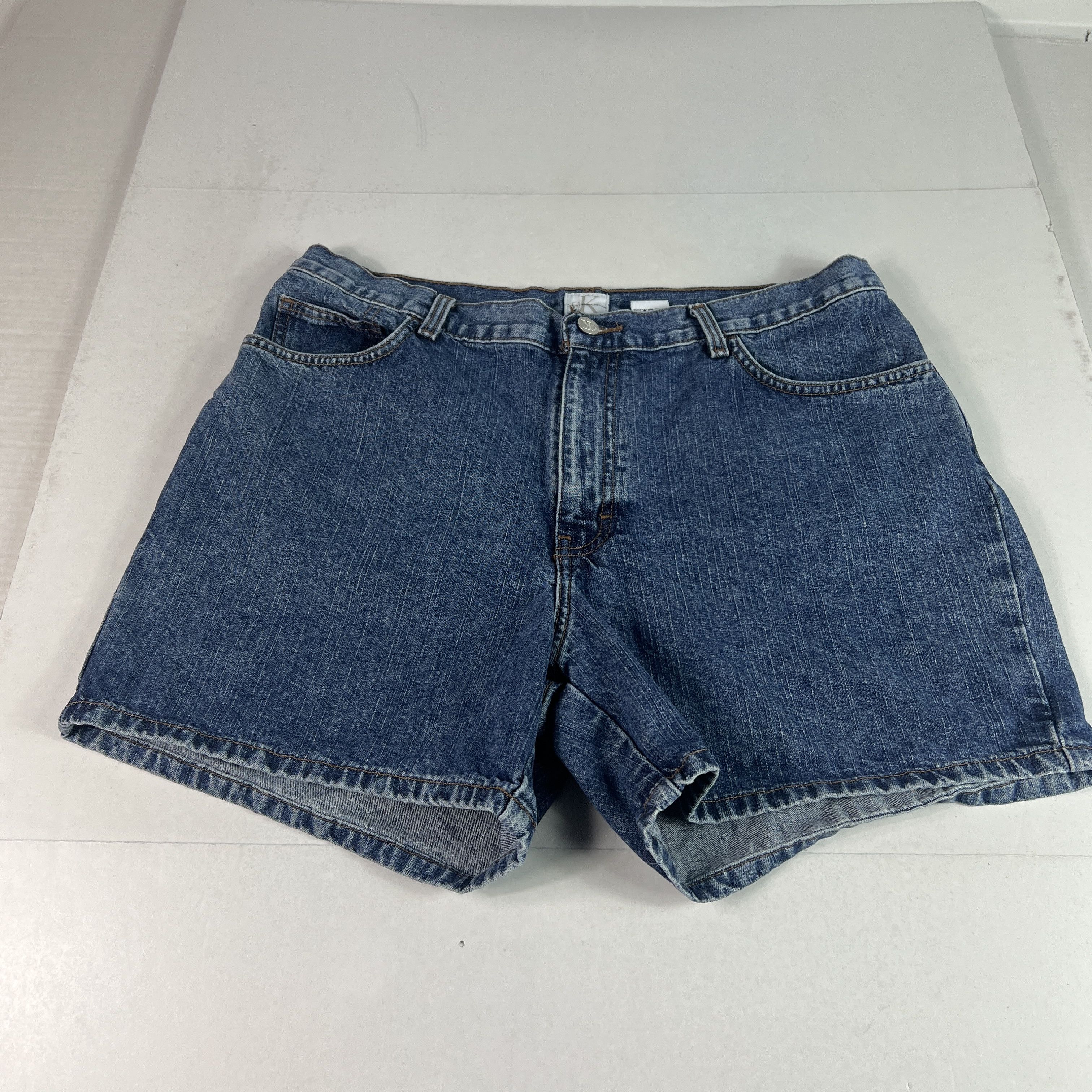 Calvin Klein Y2K Calvin Klein Shorts High Rise Blue Denim Jorts No Tags Size 34" / US 12 / IT 48 - 1 Thumbnail