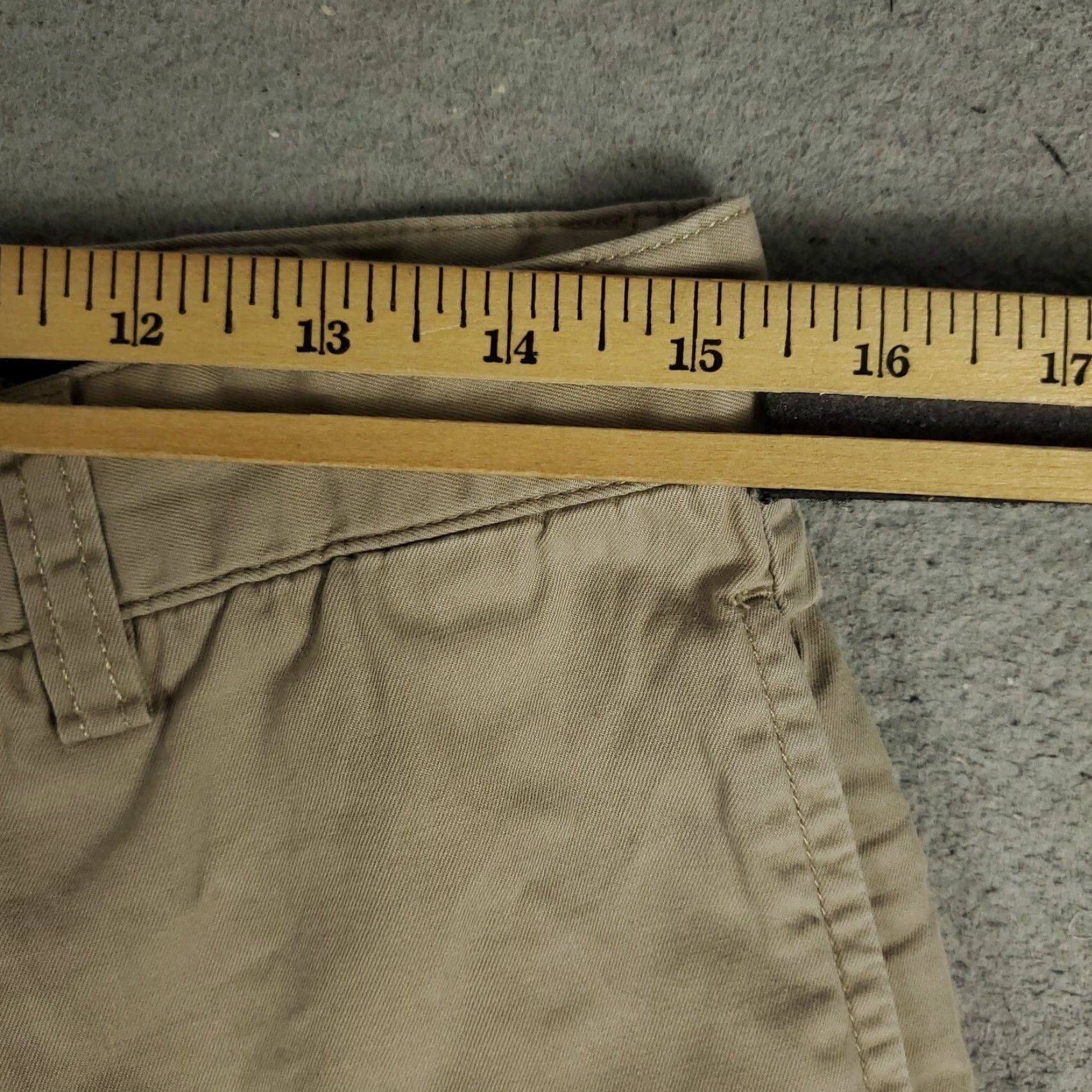 Vineyard Vines VINTAGE Vineyard Vines Shorts Mens Size 32 Chino Casual Flat Front Beige Pockets Size US 32 / EU 48 - 5 Thumbnail