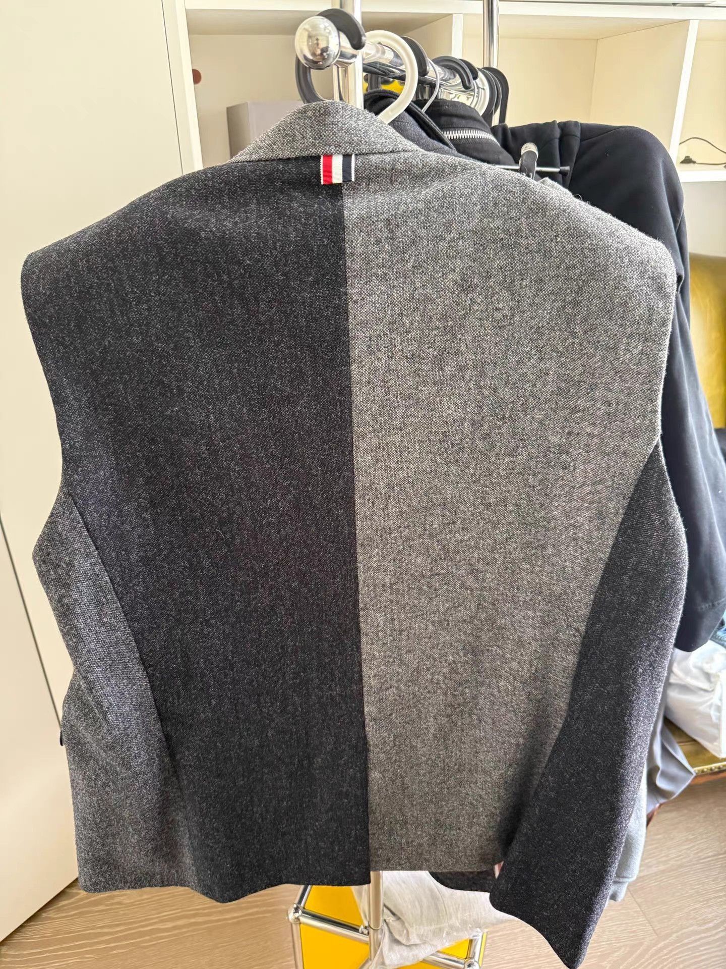 Thom Browne Gray Wool Blend Vest - XXL Size US XXL / EU 58 / 5 - 2 Thumbnail