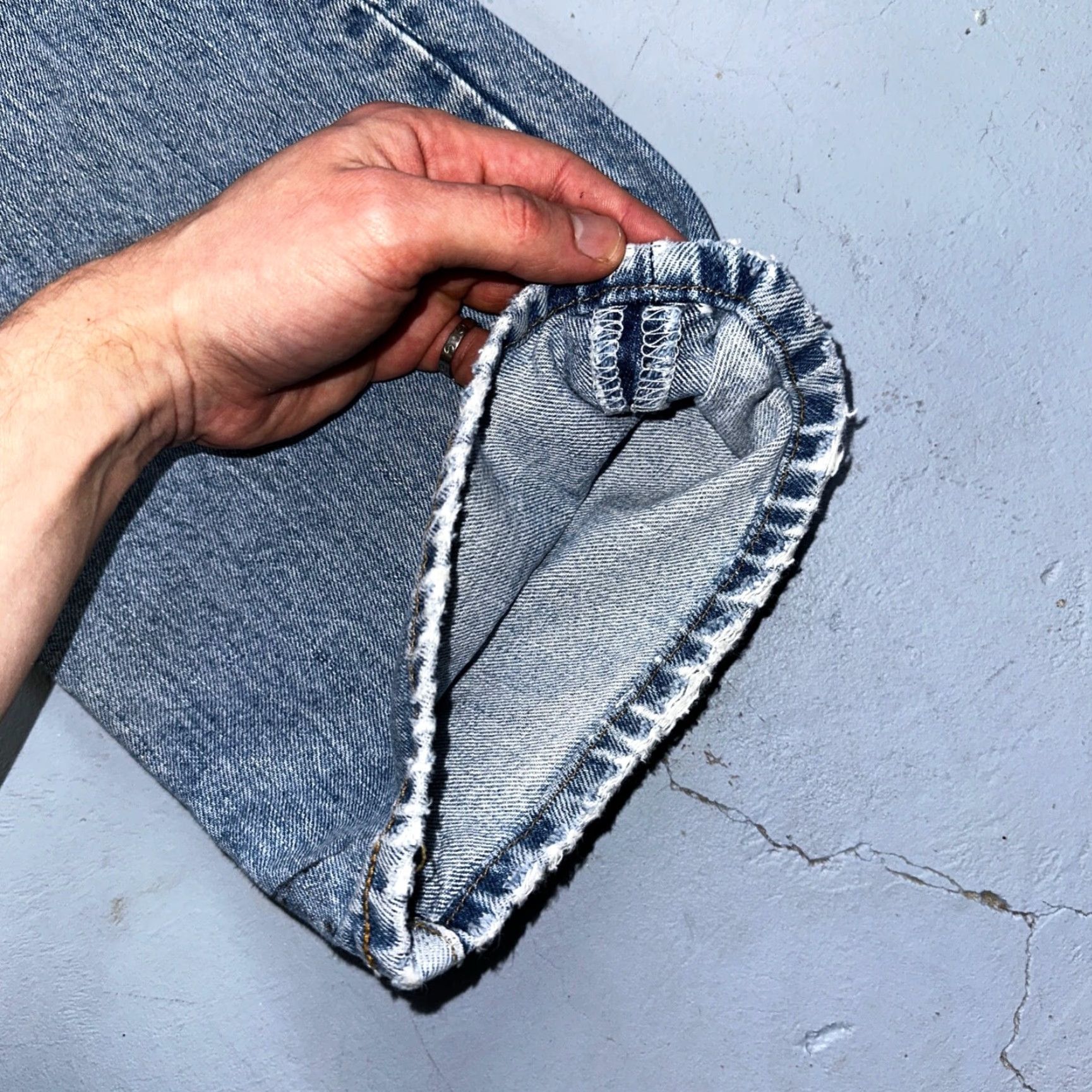 Levi's VINTAGE Levi's 501 Jeans Men Straight 36x34 Light Wash 90s 501 Series Denim Cotton Blue Size US 36 / EU 52 - 4 Thumbnail
