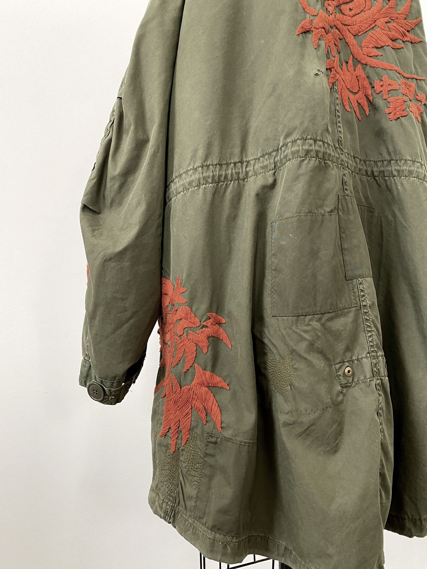 The Great China Wall 90s Vintage The Great China Wall embroidery military coat Size US L / EU 52-54 / 3 - 7 Thumbnail