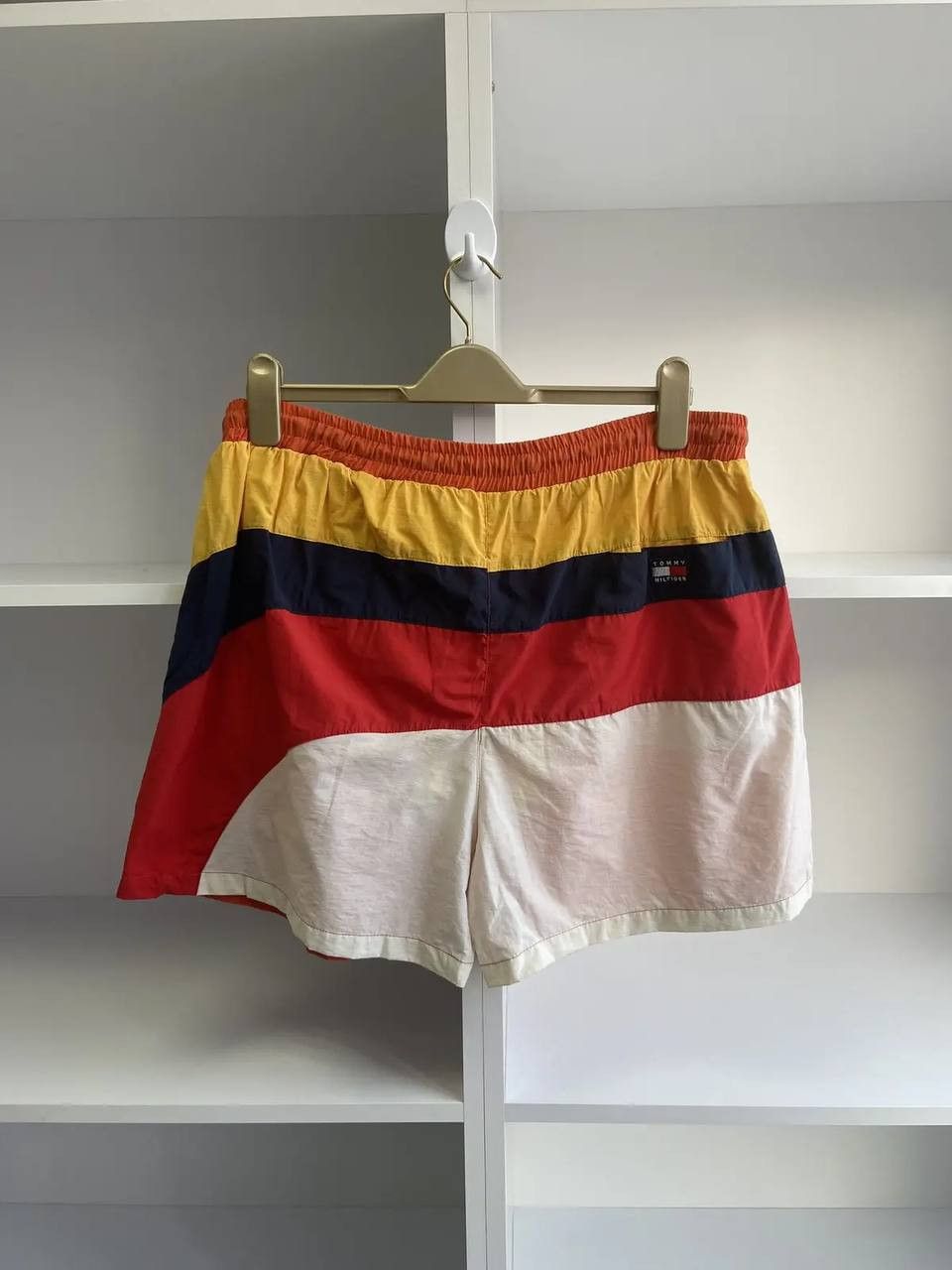 Tommy Hilfiger × Vintage Vintage 90s Tommy Hilfiger Nylon Shorts Size US 32 / EU 48 - 5 Thumbnail