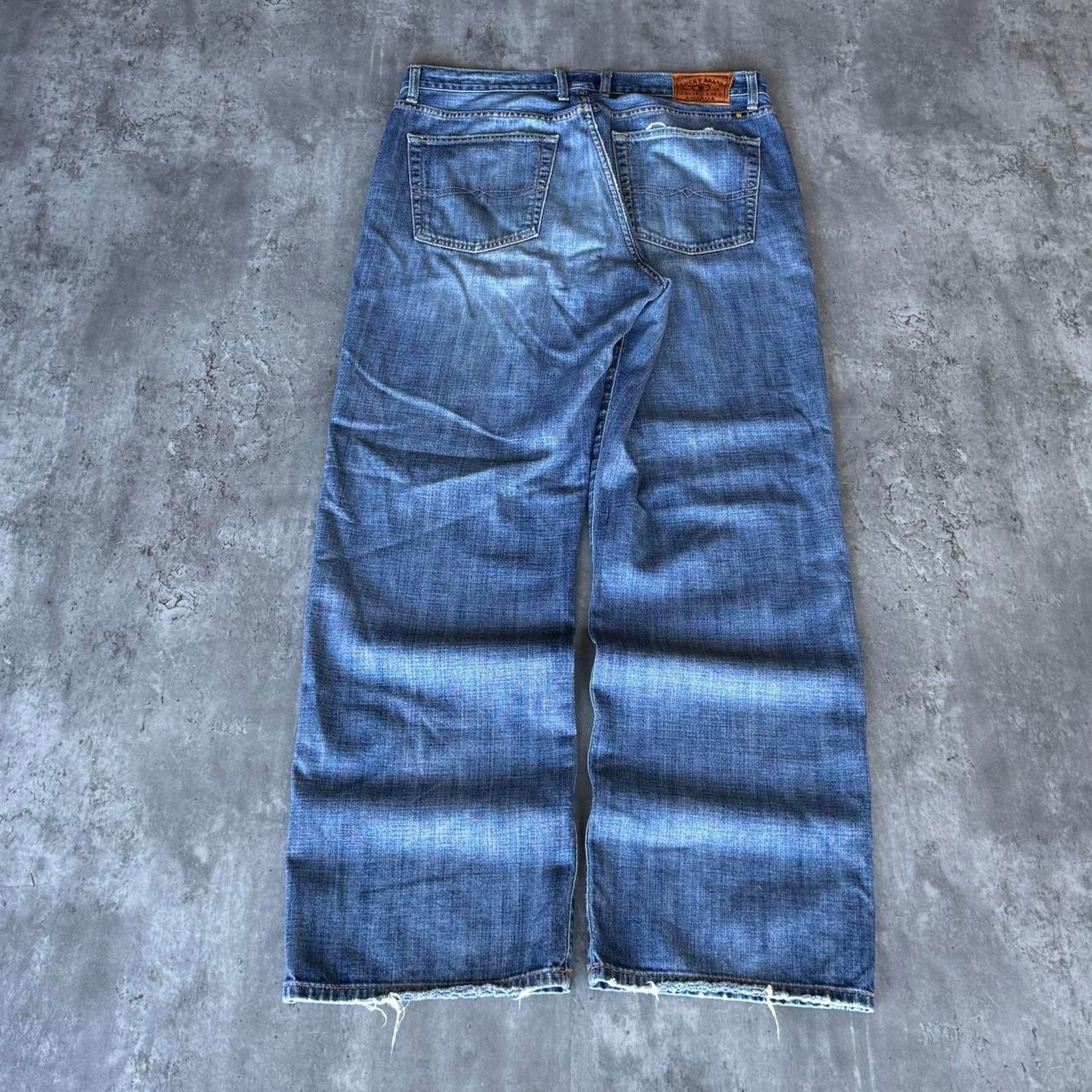 Lucky Brand × Vintage Lucky Brand Baggy Embroidered Denim Jeans Size US 36 / EU 52 - 1 Thumbnail