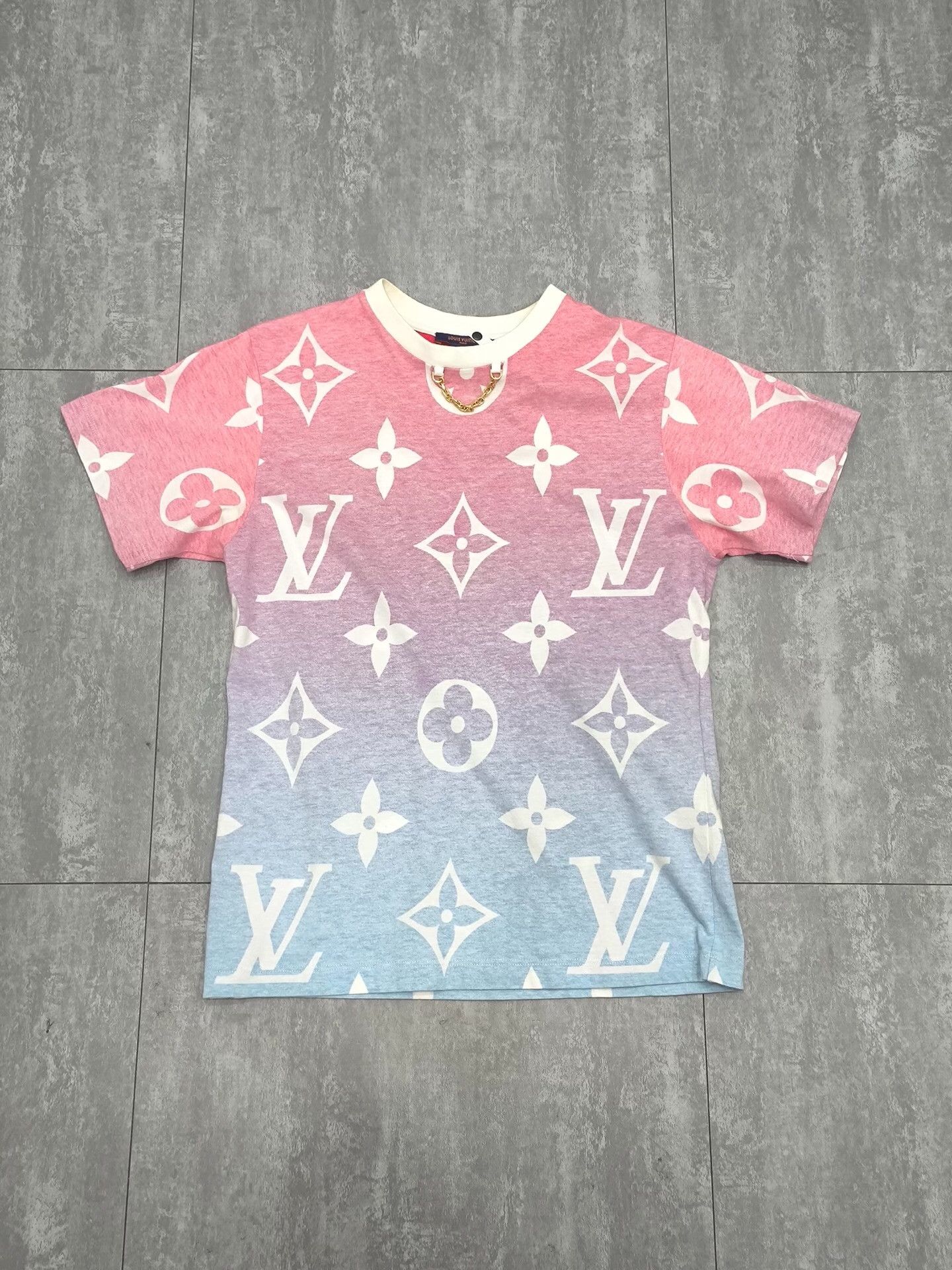 Louis Vuitton Louis Vuitton Tie-Dye Gradient Multi T-Shirt s Men Size US S / EU 44-46 / 1 - 1 Thumbnail