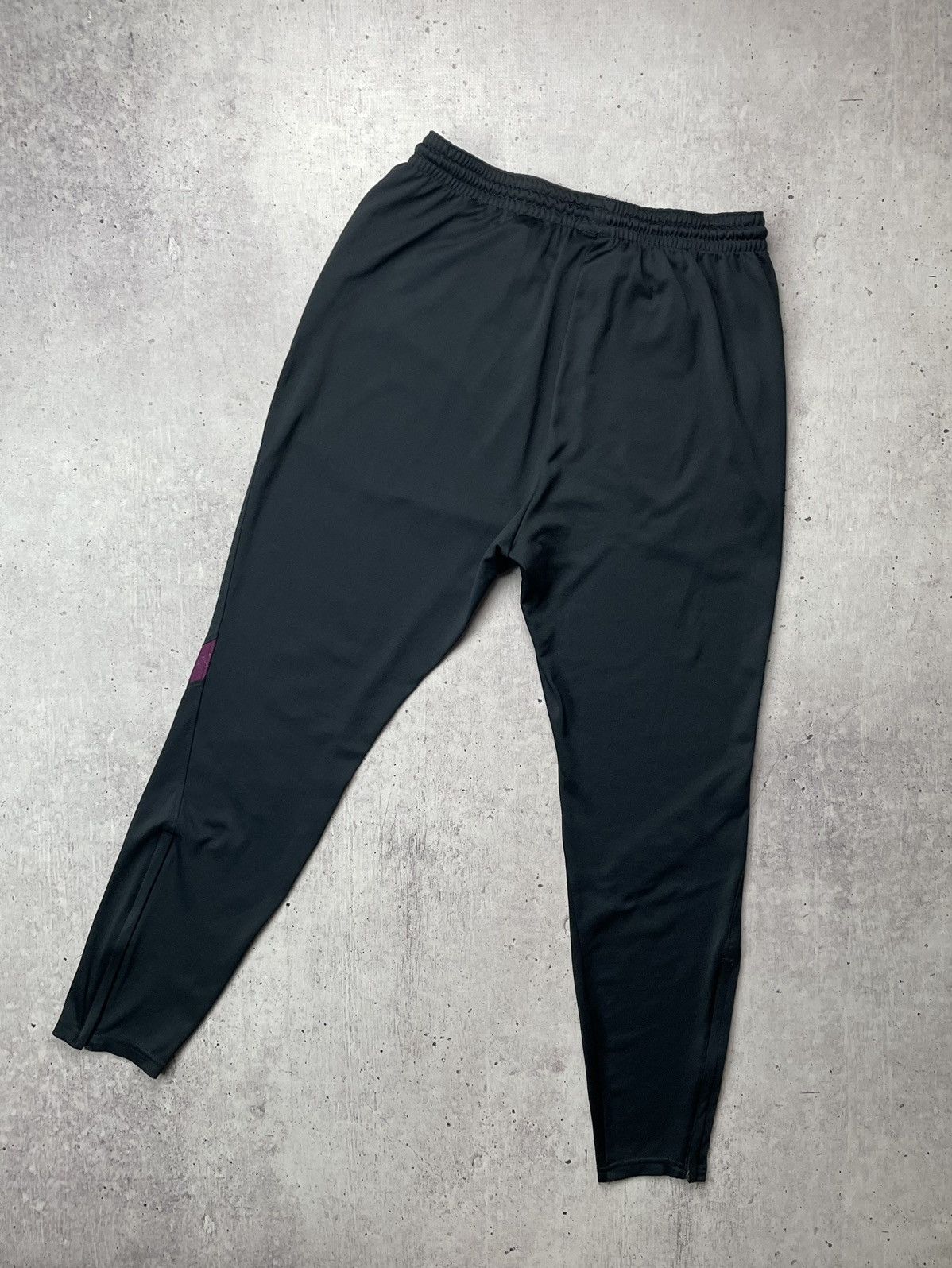 Jordan Brand × Vintage Nike Air Jordan PSG Paris Saint Germain Joggers Pants Size US 32 / EU 48 - 6 Thumbnail