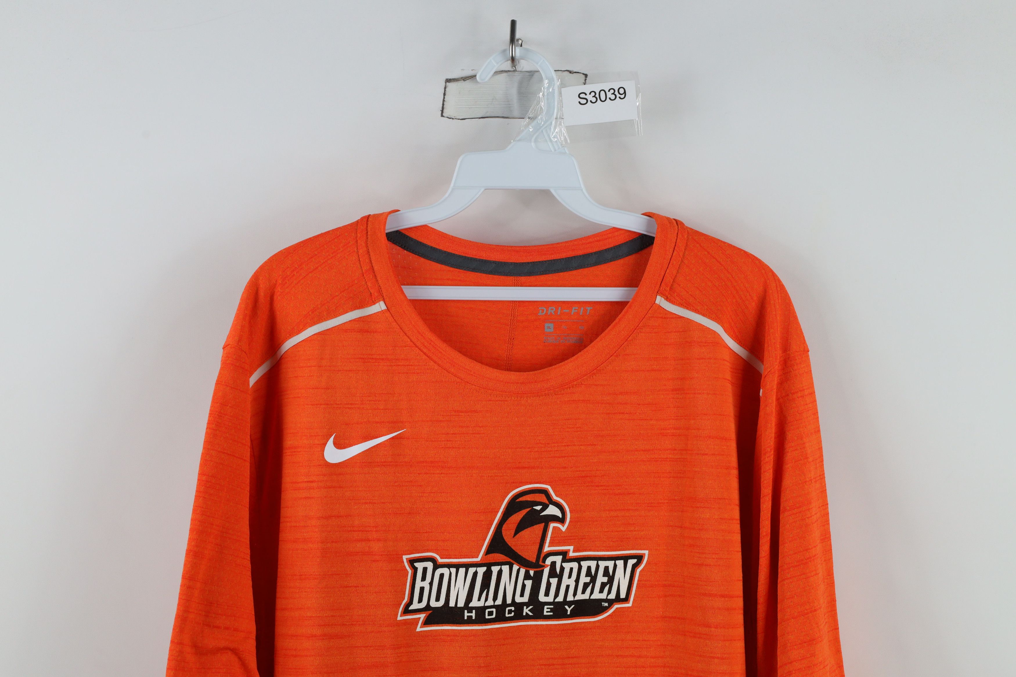Nike × Vintage Nike Bowling Green State University Hockey T-Shirt Orange Size US XL / EU 56 / 4 - 2 Thumbnail