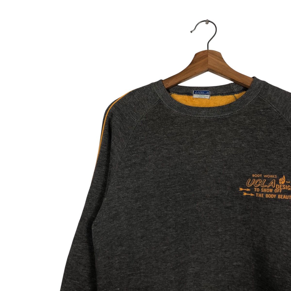 Japanese Brand 📌Vintage Sweatshirt UCLA Big Logo Design Size US S / EU 44-46 / 1 - 8 Thumbnail