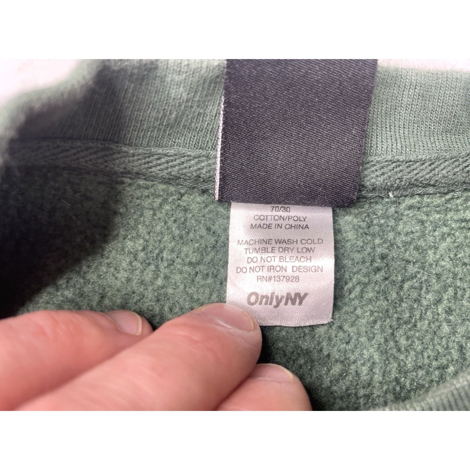 Only NY Only NY Logo Crewneck Sweatshirt Pullover Mens M Green Logo Graphic Print All Seasons Heavyweight Slim? Regular fits Men Sweatshirt Size US M / EU 48-50 / 2 - 4 Thumbnail