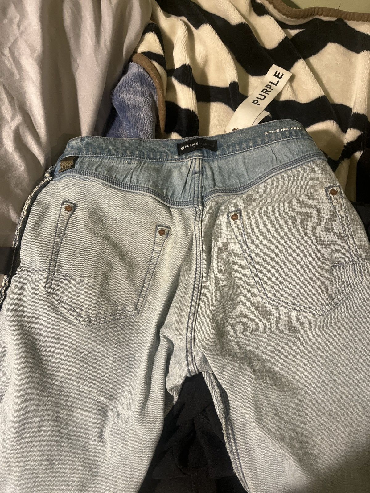 Purple Brand PURPLE BRAND (LIGHT INDIGO PLAIN VINTAGE JEAN) Size US 30 / EU 46 - 16 Thumbnail