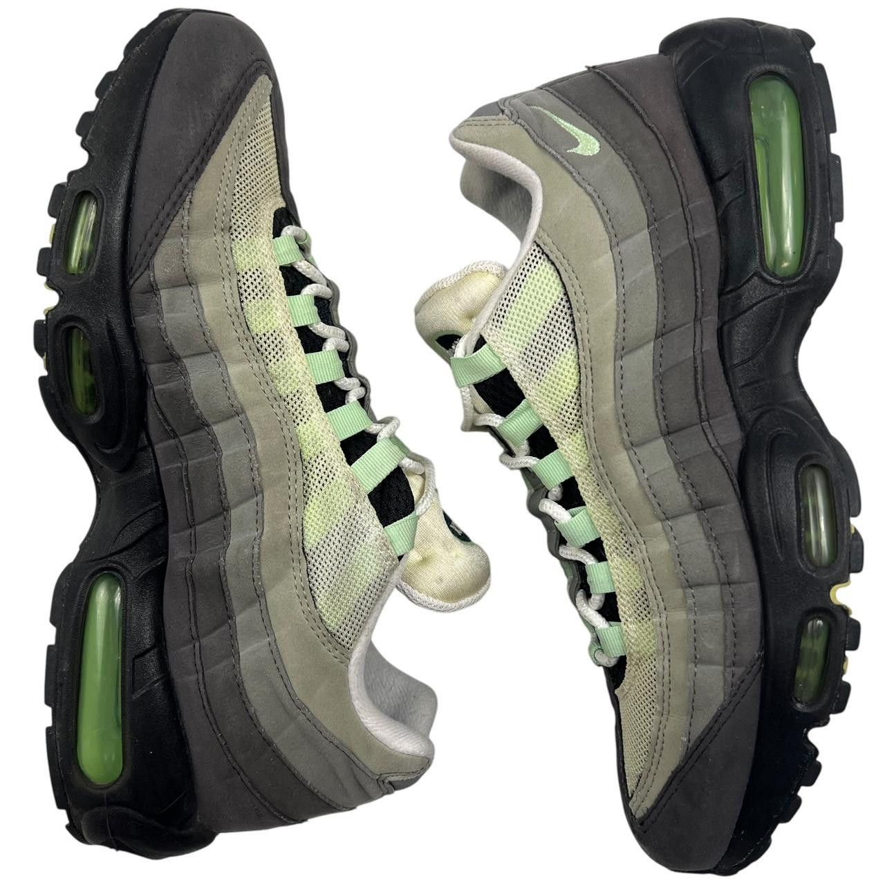 Nike Nike Air Max 95 OG Fresh Mint - Size US 10 / EU 44 / UK 9 Size US 10 / EU 43 - 4 Thumbnail