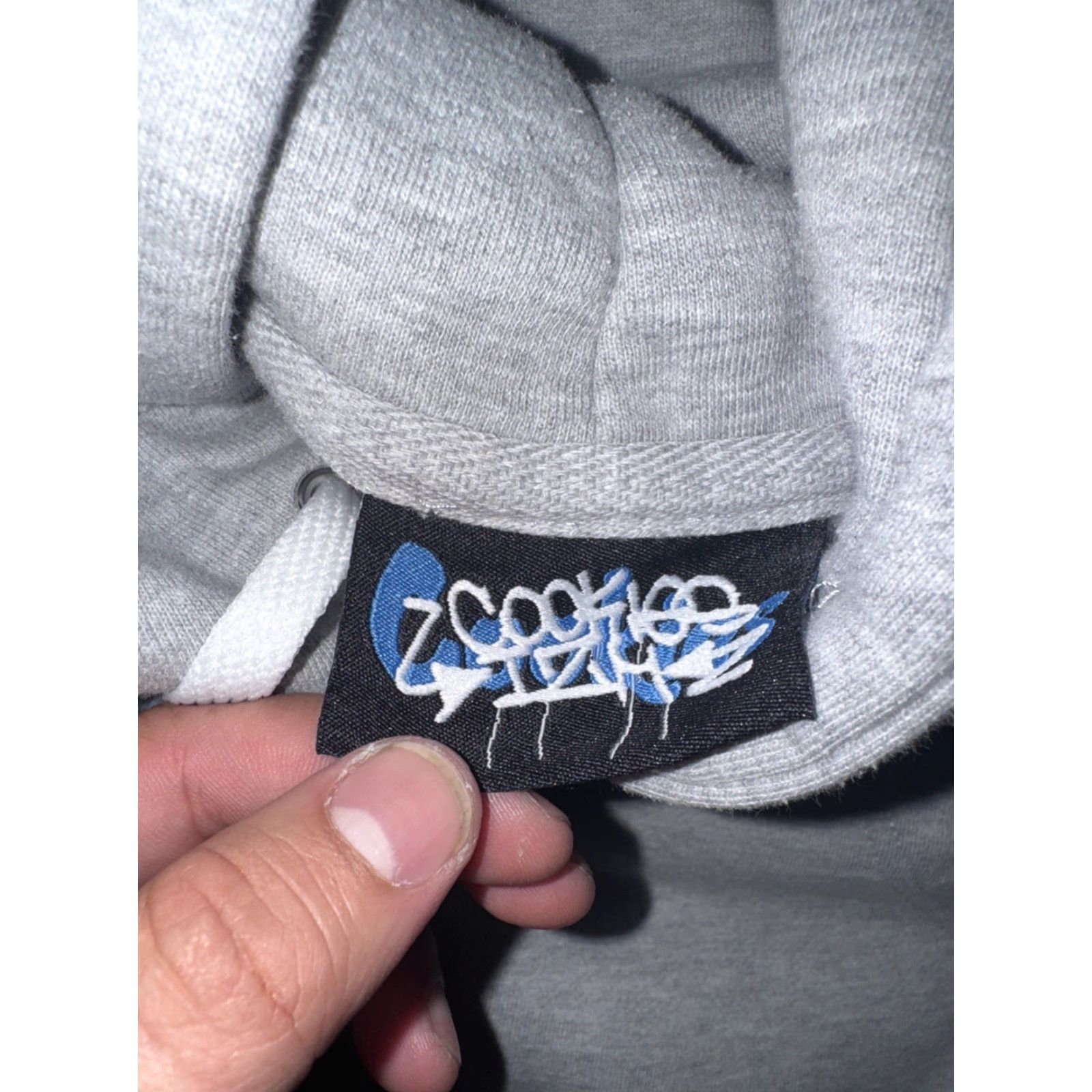 Vintage Cookie x MQIZM Graffiti Hoodie Mens L Gray Streetwear Bubble Letter Print Pullover Hooded Kangaroo Pocket 23x27 Graphic Print Size US L / EU 52-54 / 3 - 4 Thumbnail