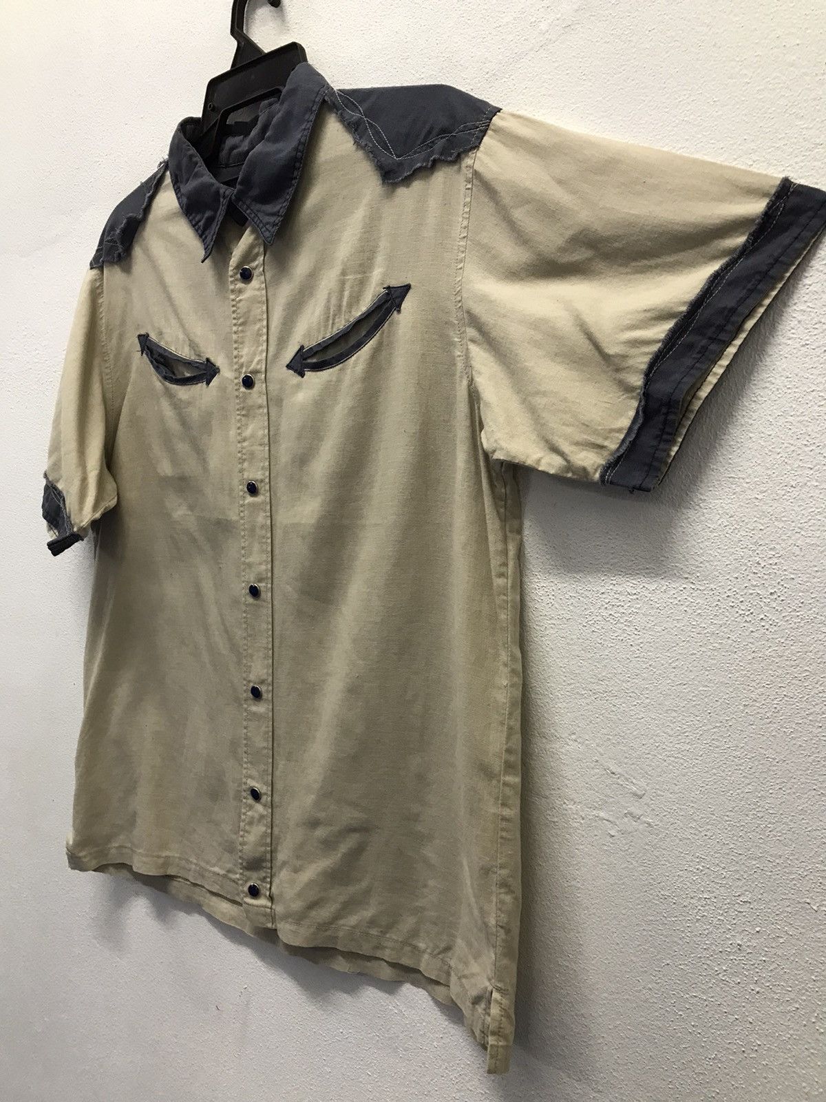 Japanese Brand × Vintage Vintage Pineapple Juice Born In Hawaii Shirt Button Up Size US L / EU 52-54 / 3 - 6 Thumbnail