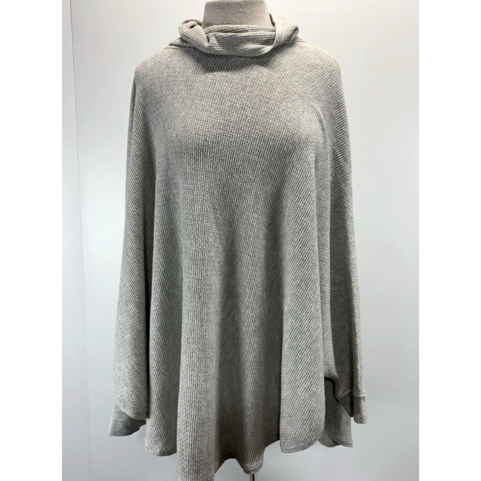 J. Jill VINTAGE? No — J. Jill Sweat? No, restructure: J. Jill Turtleneck Thermal Knit Poncho Sweater Women’s M L Grey Waffle Boho Size M / US 6-8 / IT 42-44 - 2 Thumbnail
