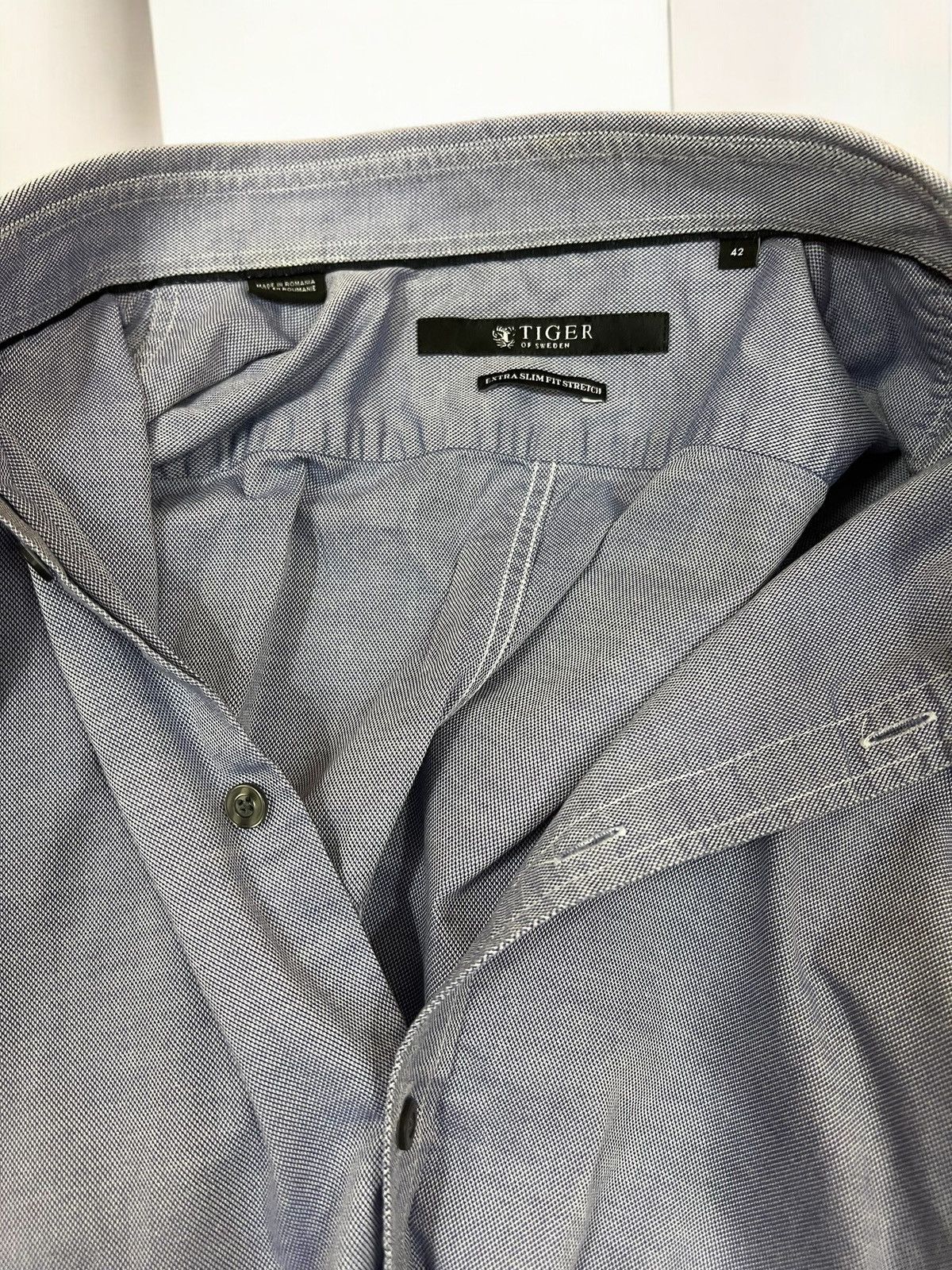 Tiger of Sweden Tiger of Sweden Denzel 4 shirt size M / 42 Size US M / EU 48-50 / 2 - 5 Thumbnail