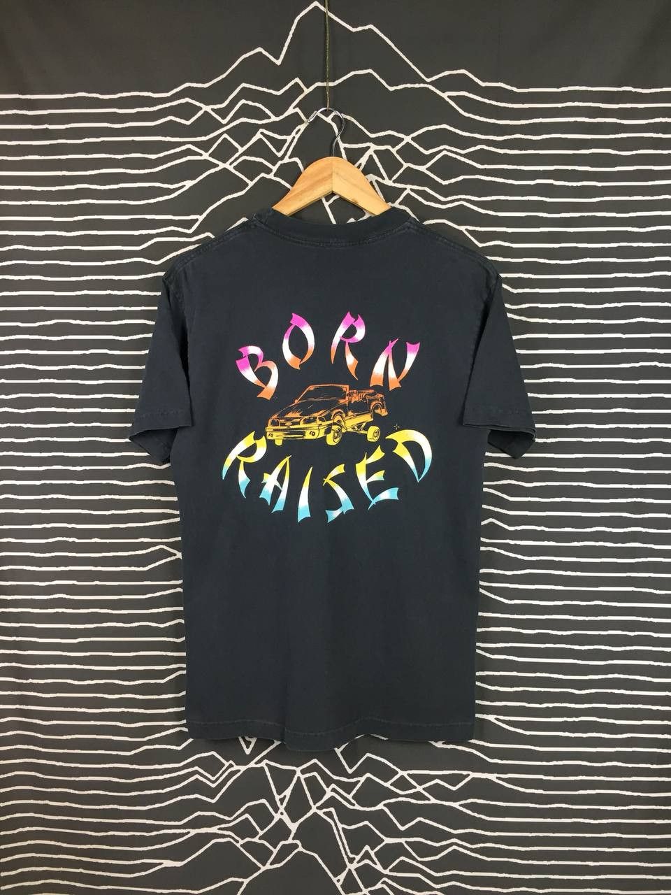 Born X Raised × Vintage Born x Raised Broken Car Graphic Tee Size S Size US S / EU 44-46 / 1 - 1 Thumbnail