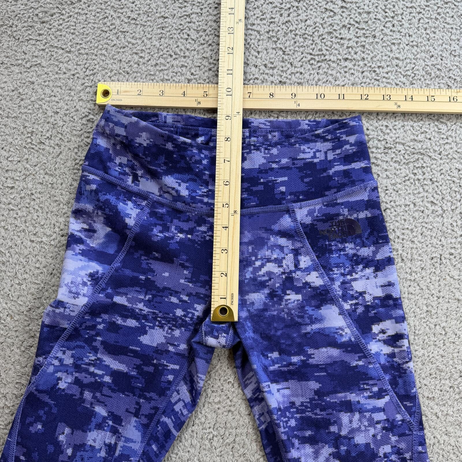 The North Face The North Face Purple Digital Camo Leggings Womens XS Pants Size 26" / US 2 / IT 38 - 3 Thumbnail