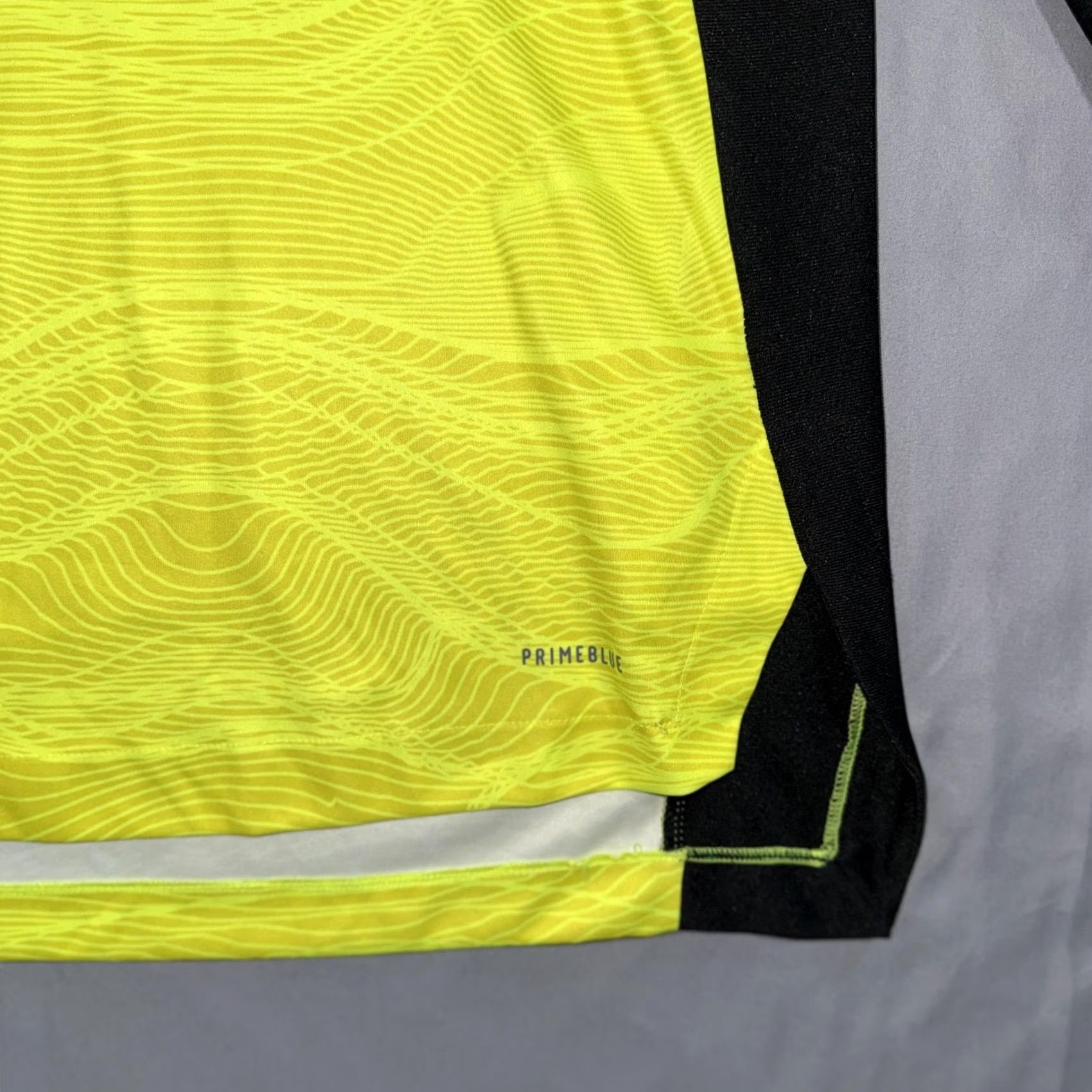 Adidas Adidas Primeblue Jersey Mens M Yellow Long Sleeve Soccer Shirt Size US M / EU 48-50 / 2 - 5 Thumbnail