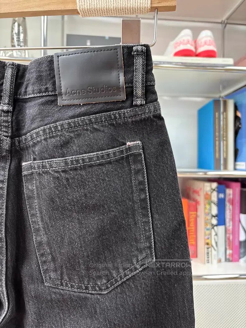 Acne Studios Acne Studios Smoky black leather label straight-leg jeans Size 25" / US 0 / IT 36 - 2 Thumbnail