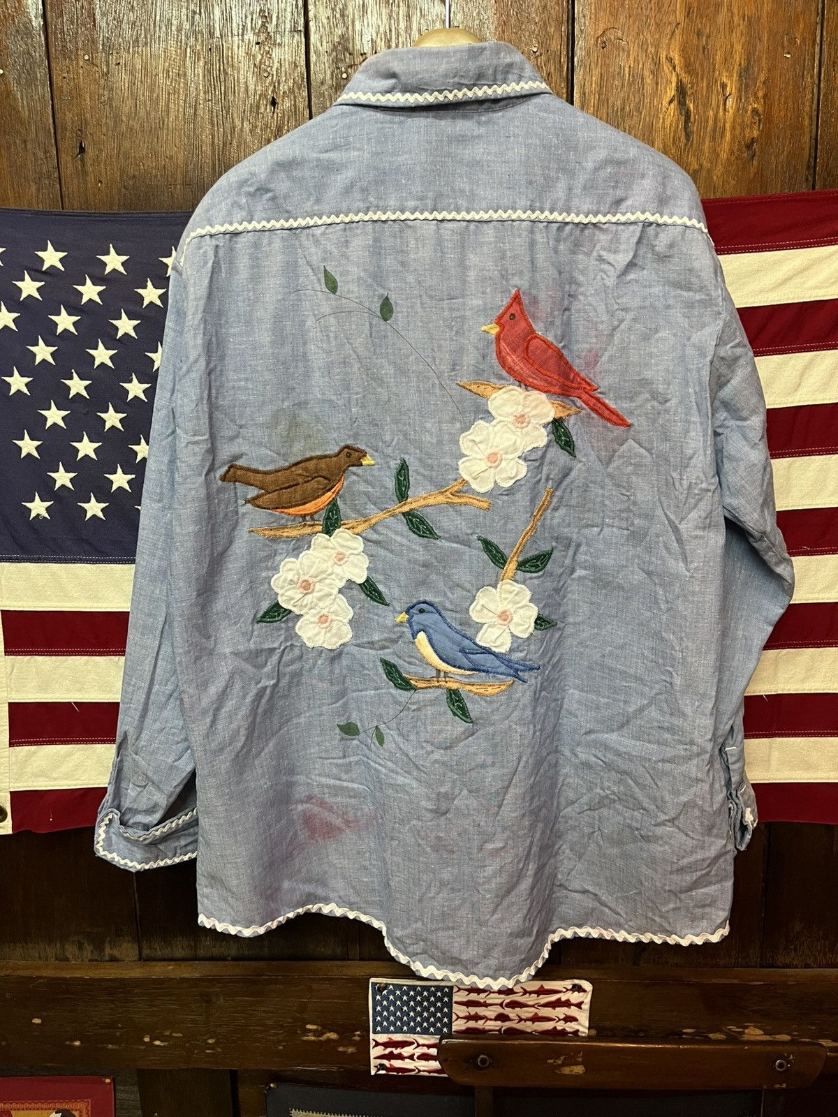 Other Vintage 1970s Cottage Crafts Bird Applique Chambray Shirt Size US L / EU 52-54 / 3 - 9 Thumbnail